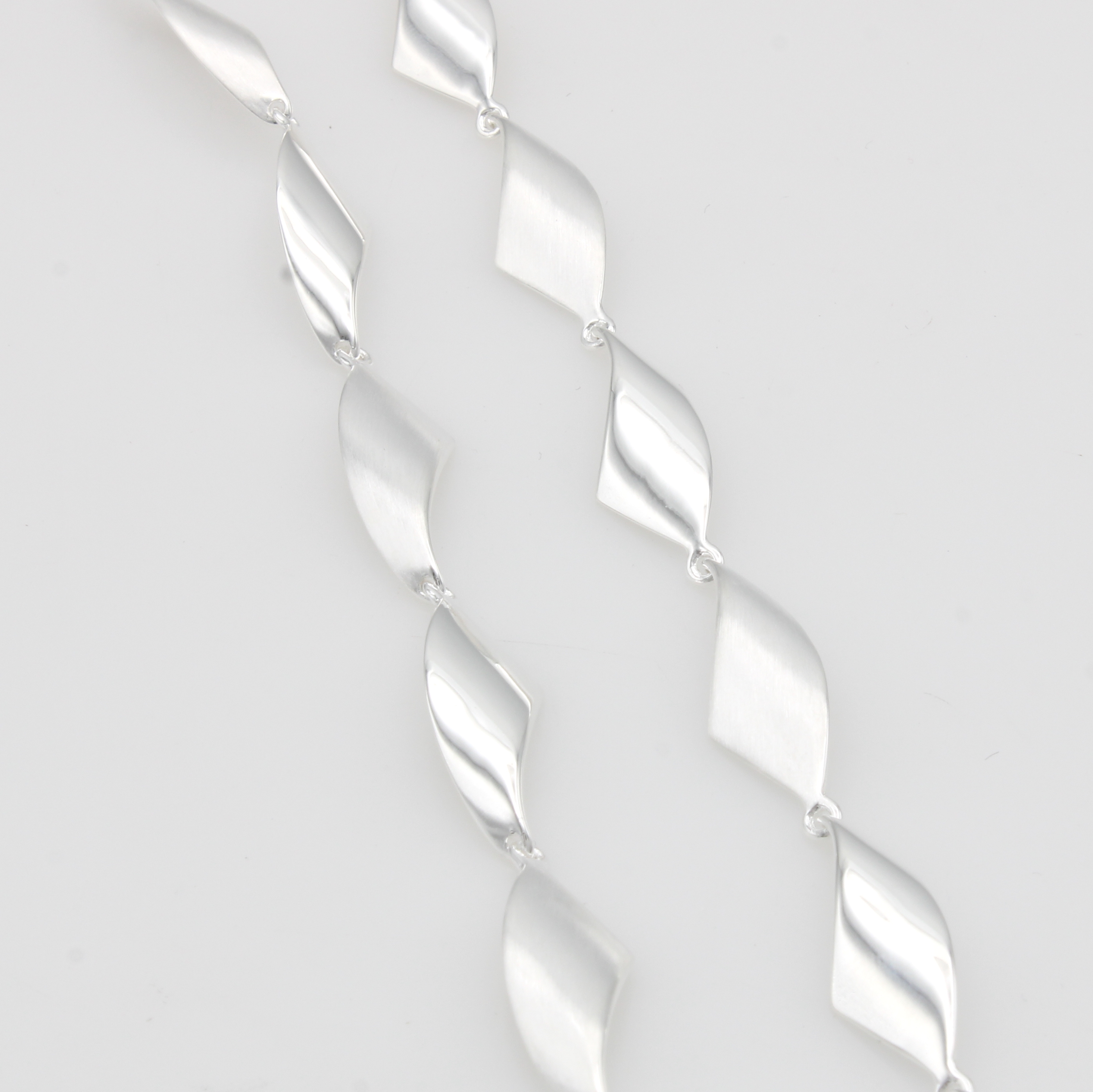 Image 27110438 - Collier, 925er Silber z.T. matt., Karabiner-schl., L. ca. 42 - 45 cm