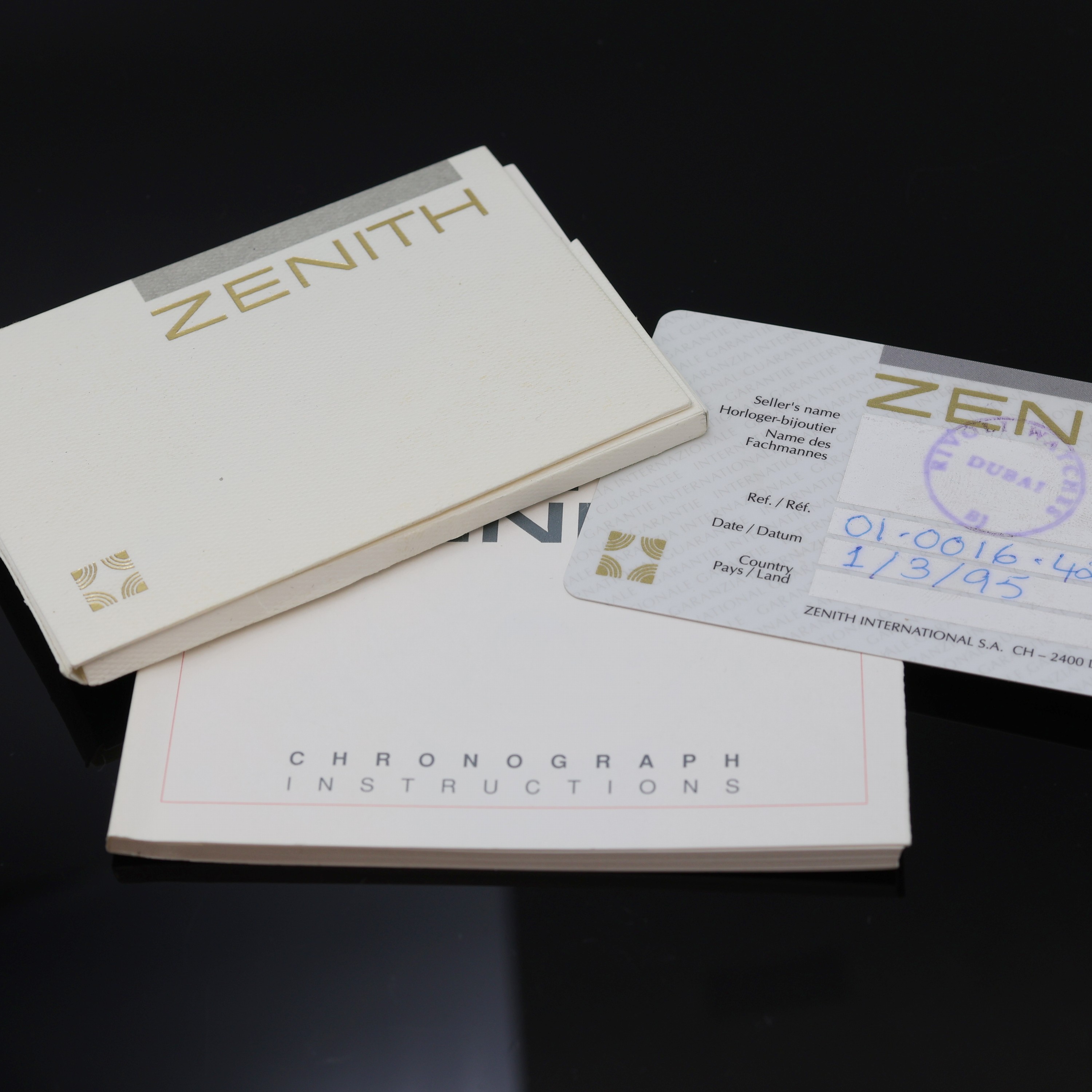 Detail e: ZENITH Prime Armbandchronograph Referenz 01.0010.420, Schweiz verk. lt. beil. Pap. 03/1995, Handaufzug, beids. vergl. Edelstahlgeh. inkl. Lederband ...