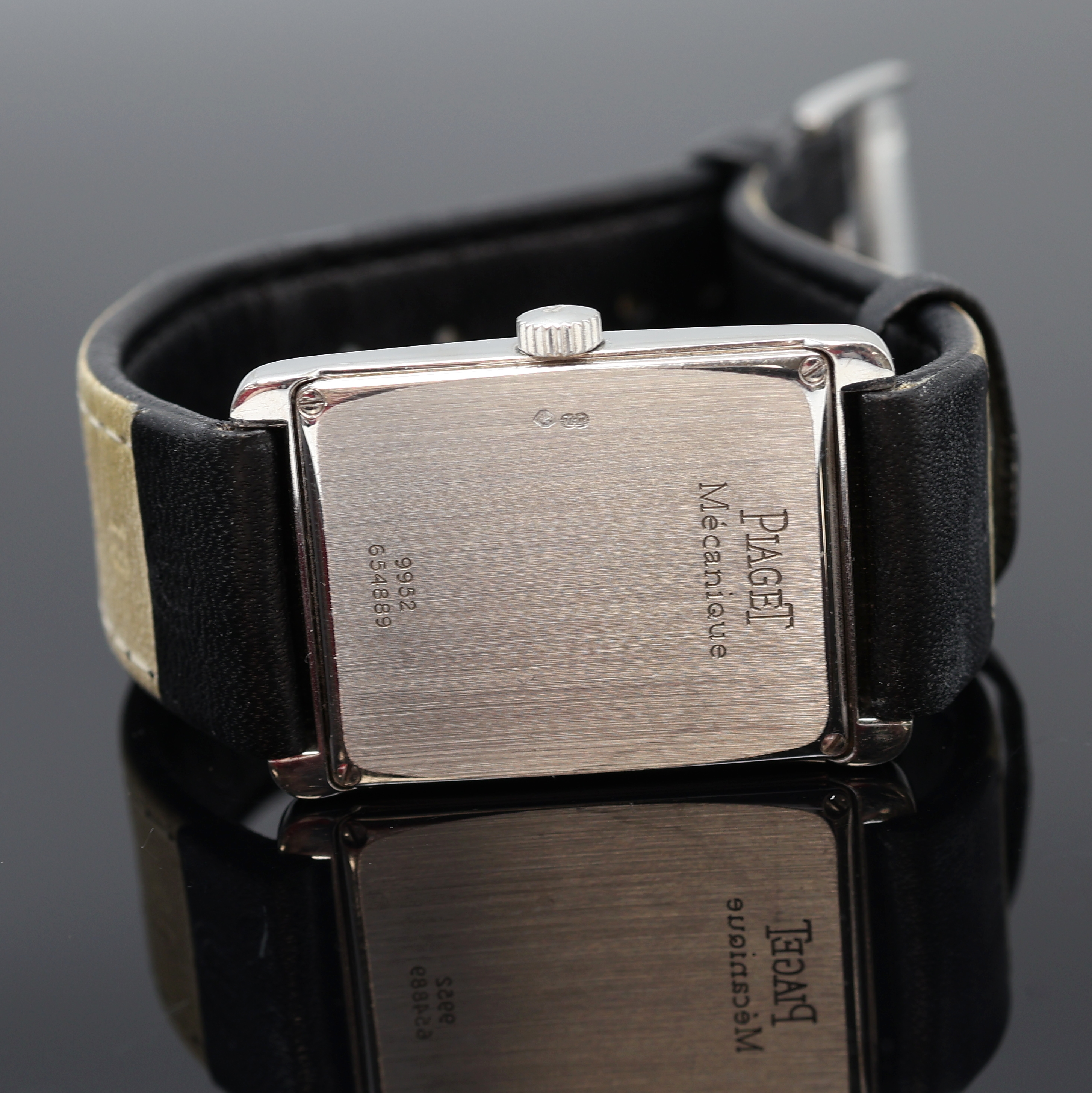 Detail d: PIAGET Armbanduhr in WG 750/000 Referenz 9952, Schweiz um 1995, Handaufzug, Lederband m. orig. WG 750/000 Dornschl., Boden 4-fach verschr., schwarzes ...