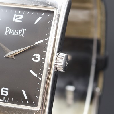 27110887b - PIAGET Armbanduhr in WG 750/000 Referenz 9952, Schweiz um 1995, Handaufzug, Lederband m. ...