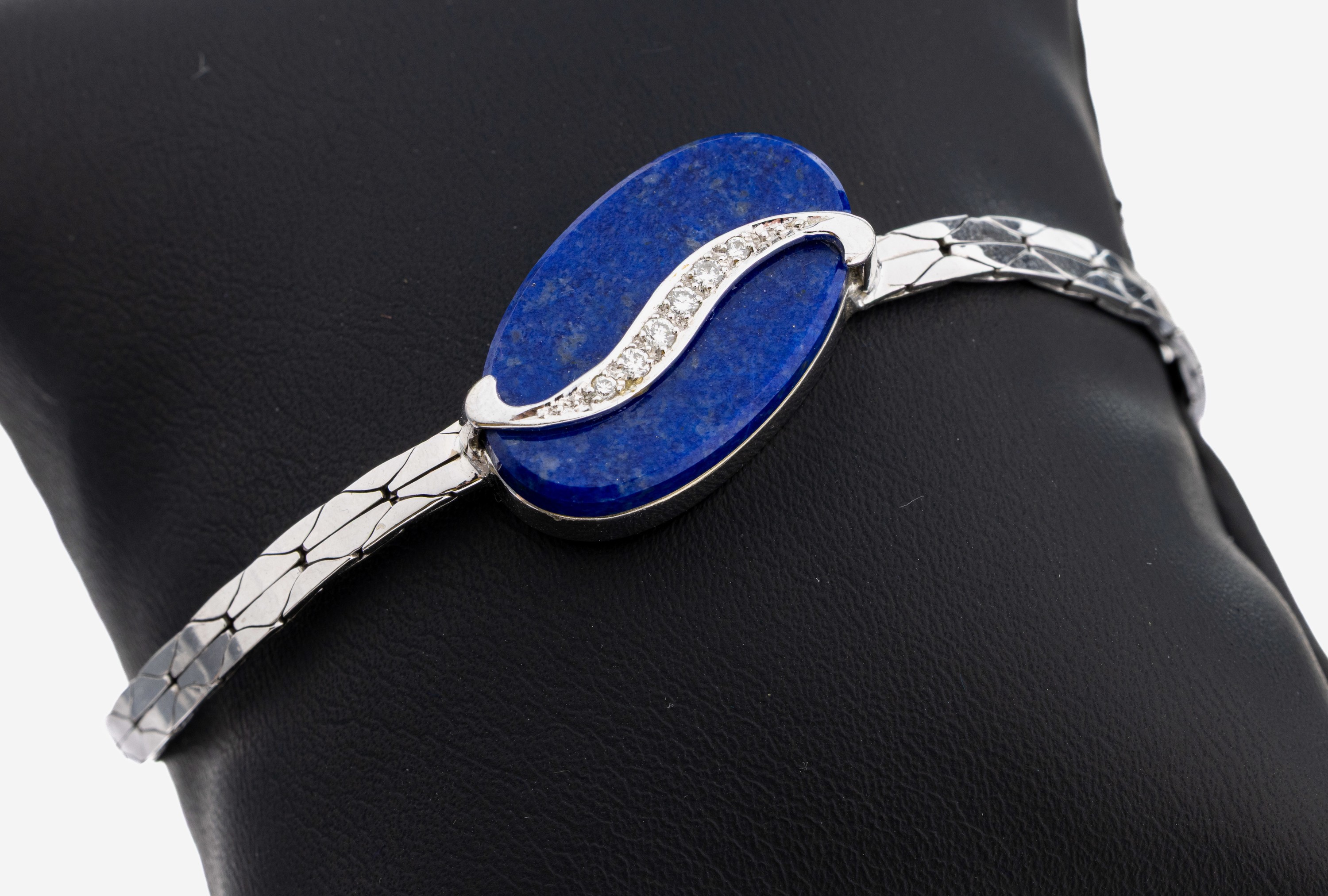 Image 27110910 - 14 kt Gold Lapislazuli-Brillant-Armband, 1970er Jahre, WG 585/000, Mittelteil ovale ...