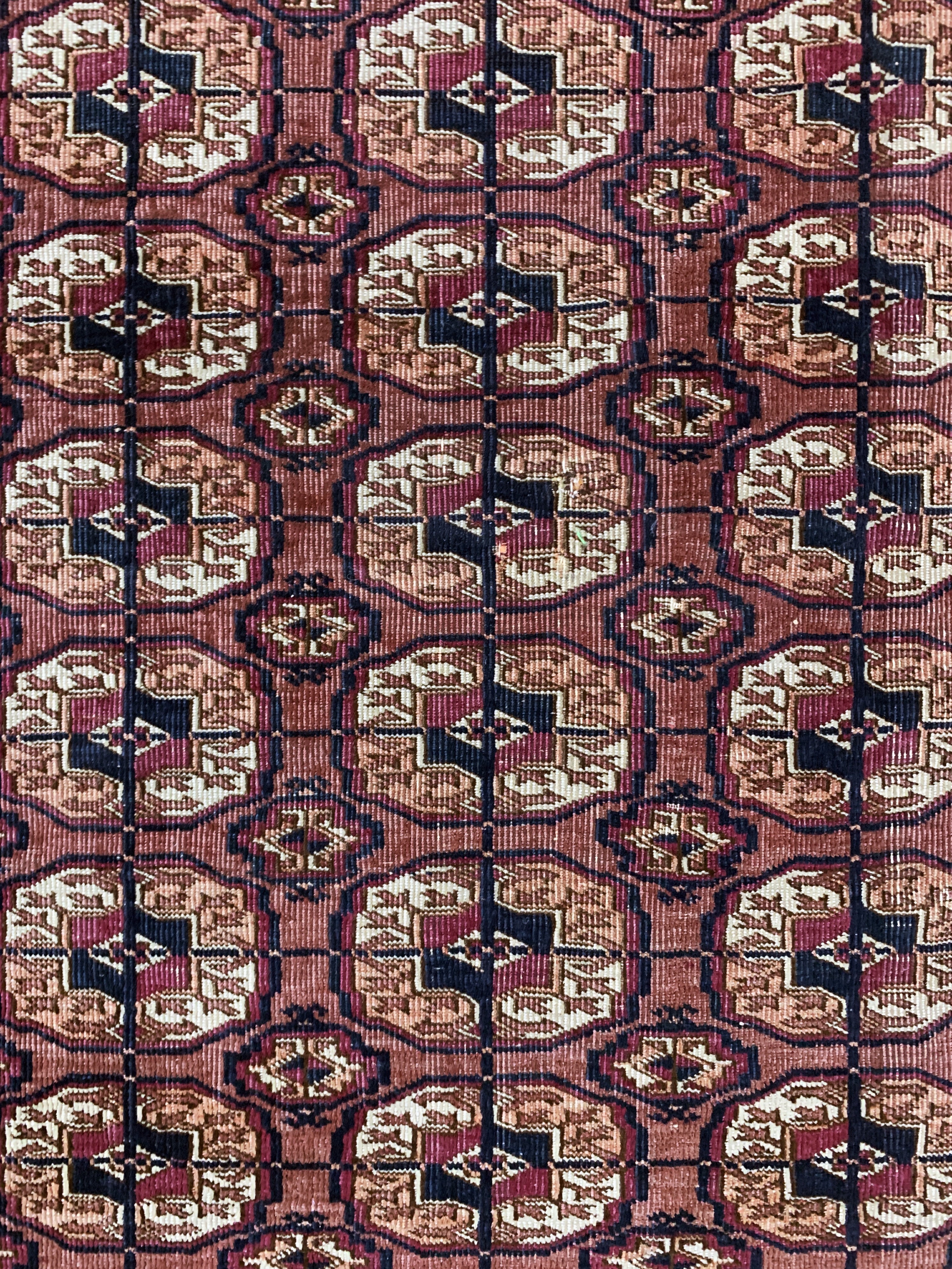 Detail c: Tekke"Herdteppich"antik, Turkmenistan, 19.Jhd, Wolle auf Wolle, ca. 106 x 84 cm, EHZ:3
