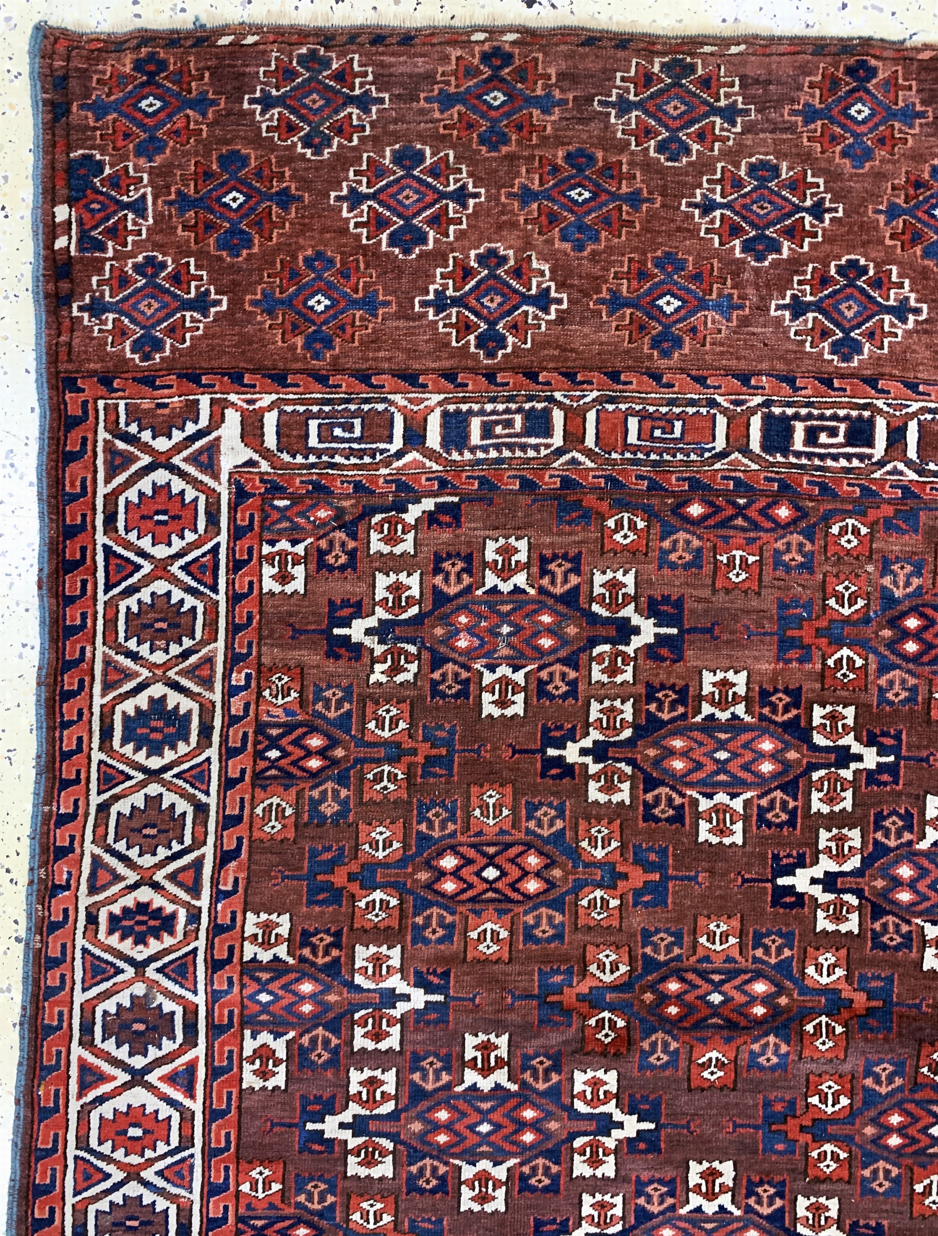 Detail e: Yomud"Hauptteppich"antik, Turkmenistan, 19.Jhd, Wolle auf Wolle, ca. 294 x 172 cm, EHZ: 2-3, restauriert