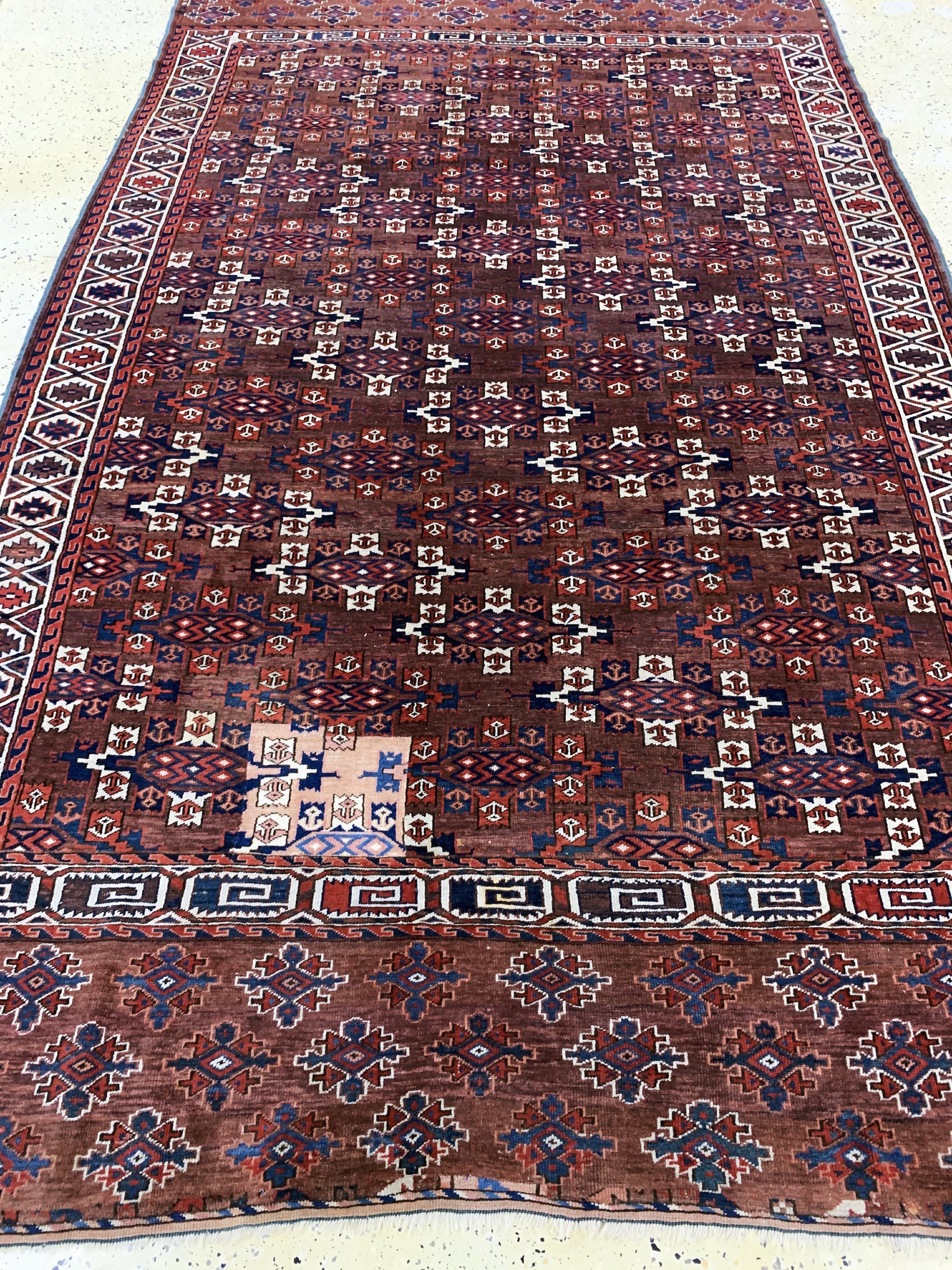 Detail g: Yomud"Hauptteppich"antik, Turkmenistan, 19.Jhd, Wolle auf Wolle, ca. 294 x 172 cm, EHZ: 2-3, restauriert