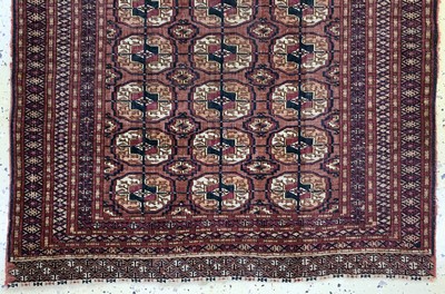 27111037b - Tekke´Herdteppich´antik, Turkmenistan, 19.Jhd, Wolle auf Wolle, ca. 106 x 84 cm, EHZ:3 ...