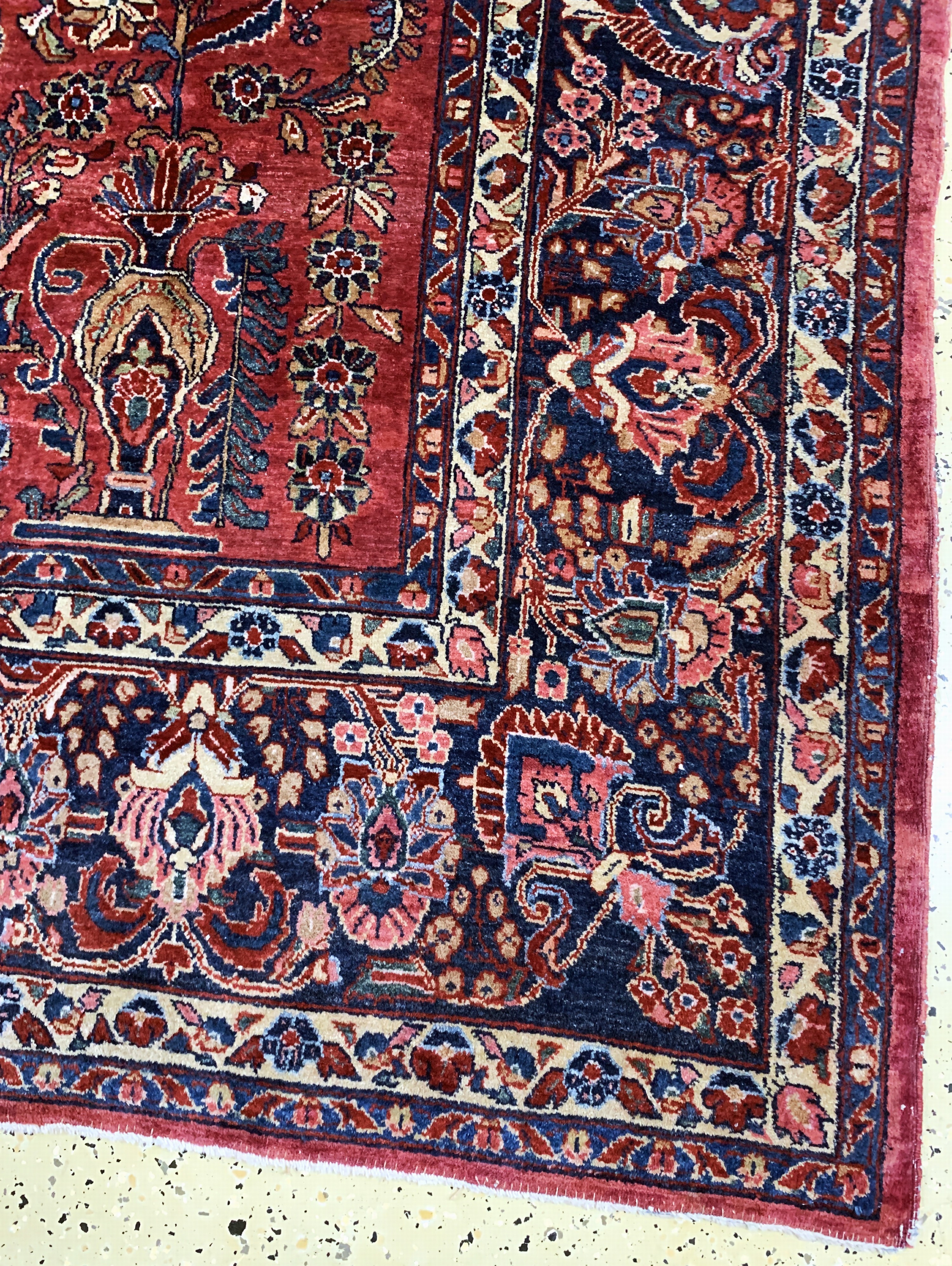 Detail a: US Re-Import Sarogh, Persien, Anfang 20.Jhd., Wolle auf Baumwolle, ca. 355 x 270 cm, EHZ: 2-3, Flecken
