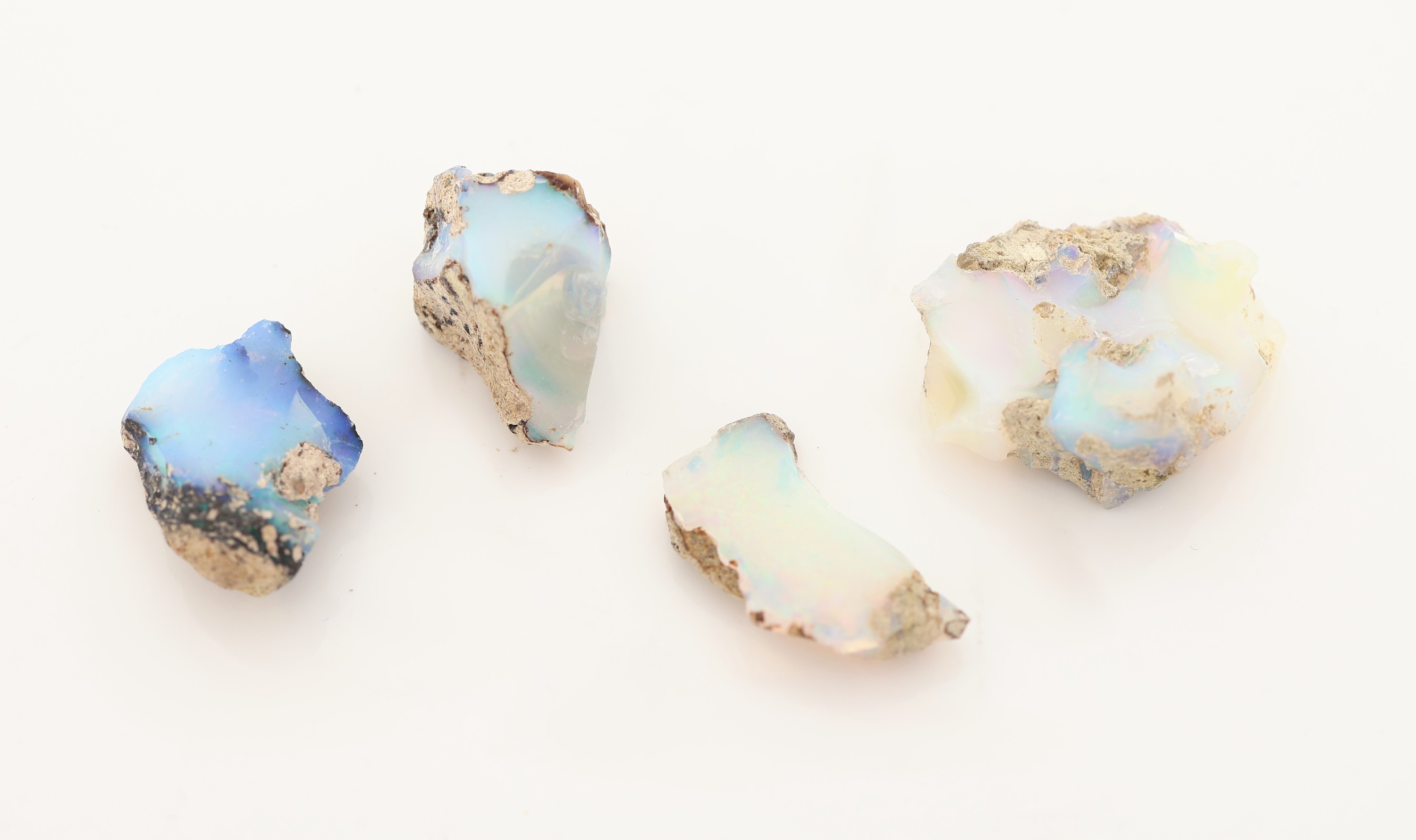 Image 27111187 - Lot 4 lose Opal-Rohsteine, zus. ca. 29.25 ct, Äthiopien, versch. Größen, Formen und ...