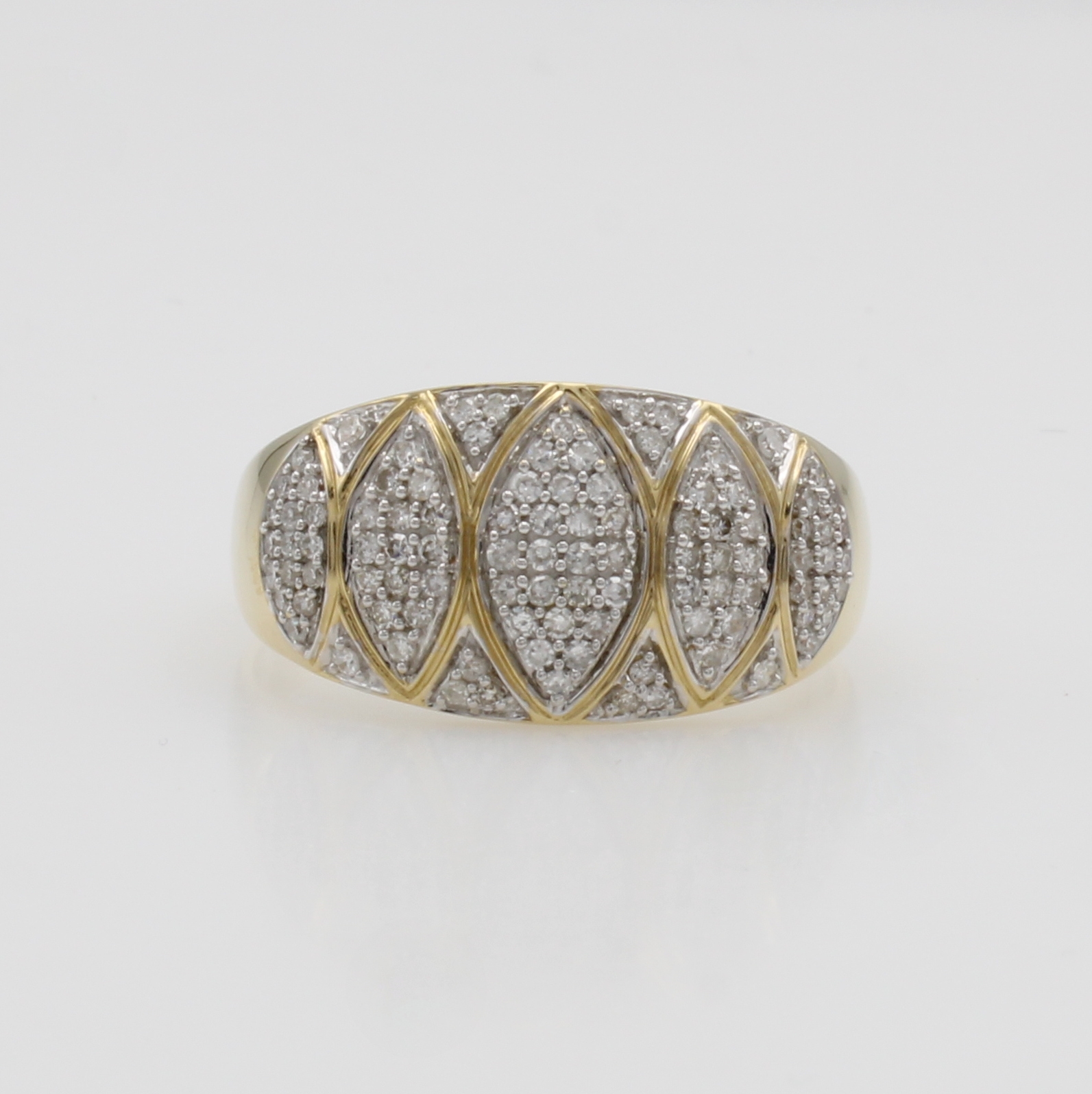 Image 27111201 - Ring mit Diamanten, GG 585/000, z.T. rhod., 8/8 Diam. zus. ca. 0.50 ct Weiß/p, RW ca. ...