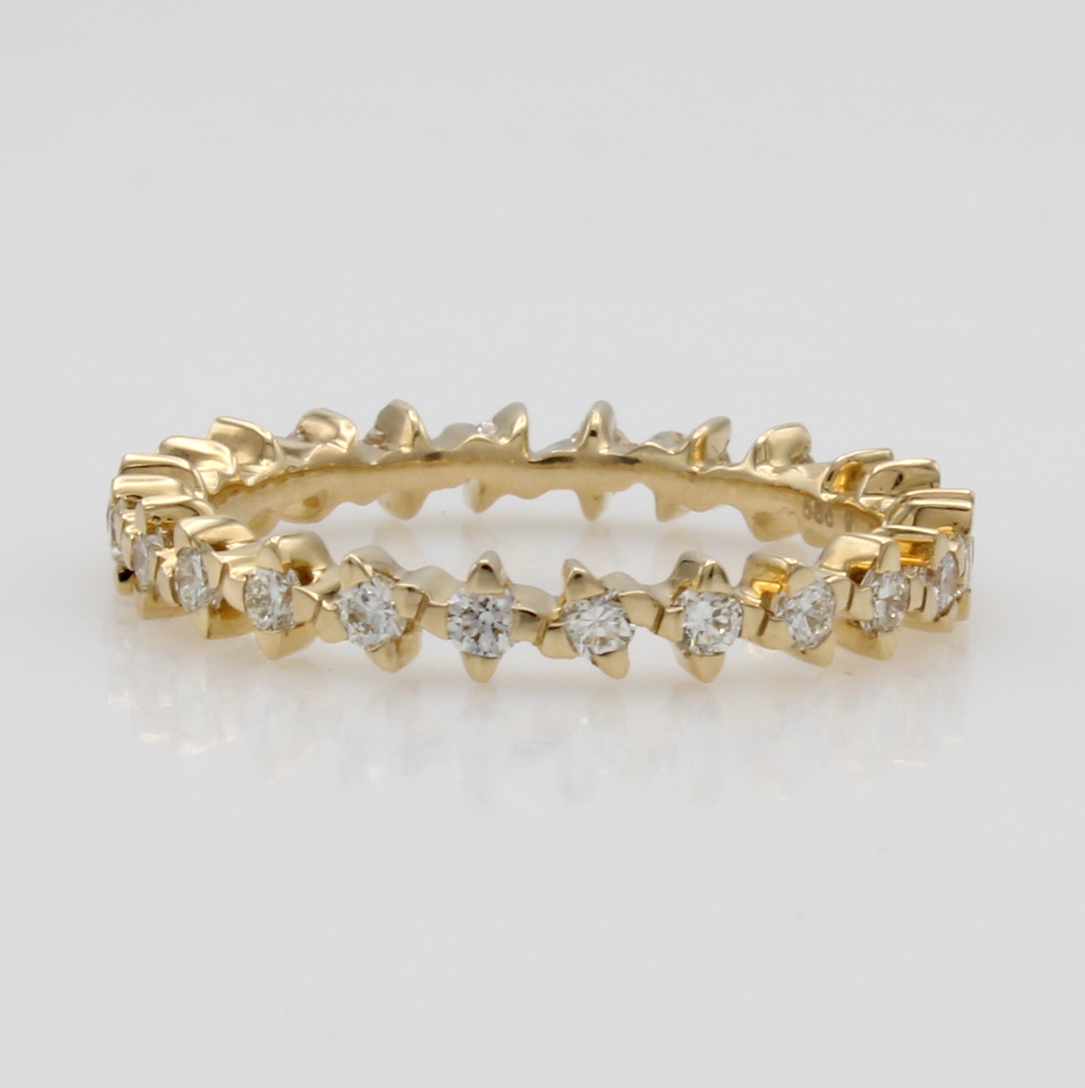 Image 27111953 - Memoryring mit Brillanten, GG 585/000, Brill. in sternförm. Zargen gef. zus. ca. 0.70ct ...
