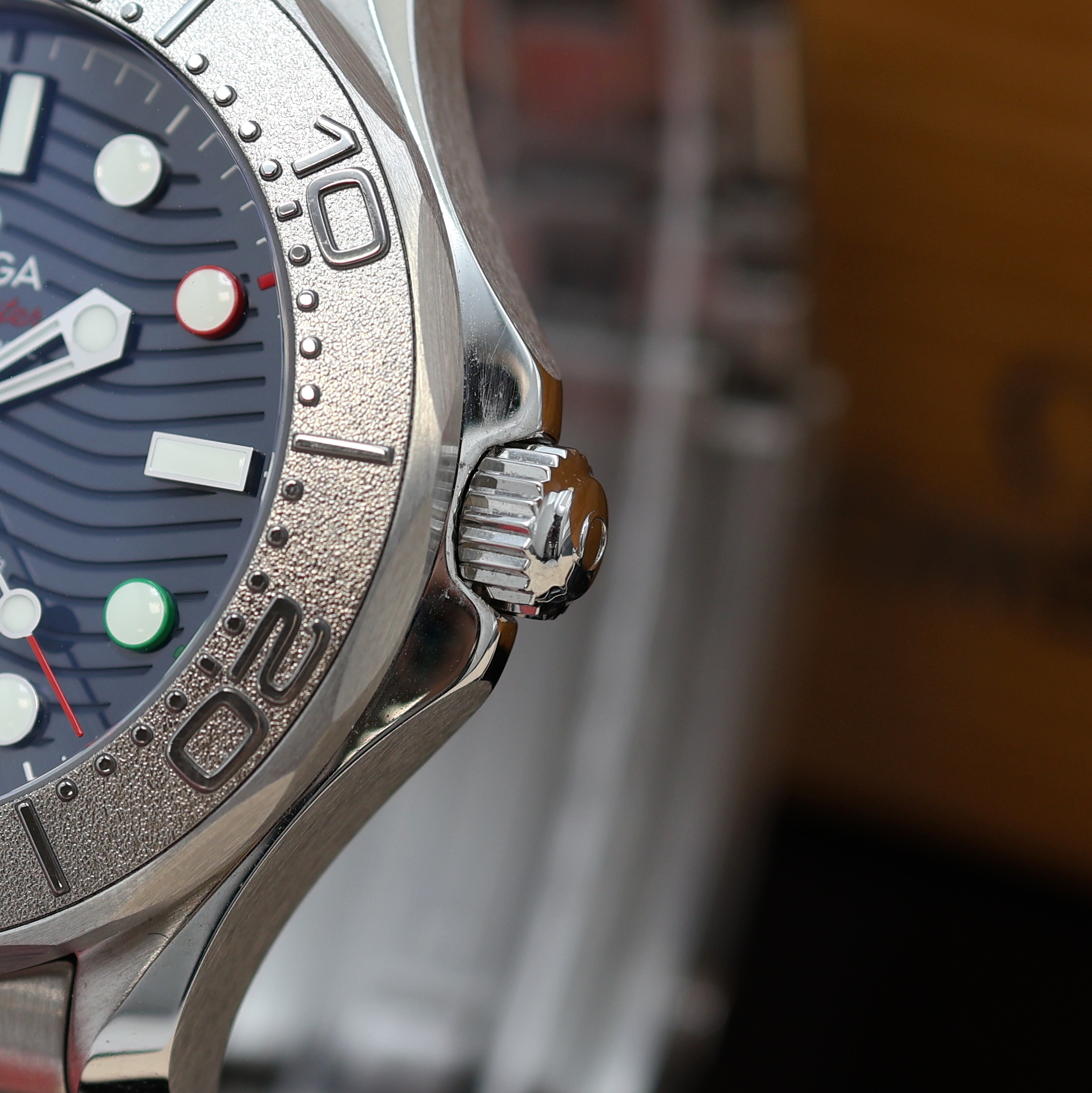 Detail b: OMEGA Seamaster Herrenarmbanduhr Referenz 522.30.42.20.03.001, Schweiz verk. lt. beil. Pap. 02/2022, Automatik, Edelstahlgeh. inkl. orig. Gliederband ...