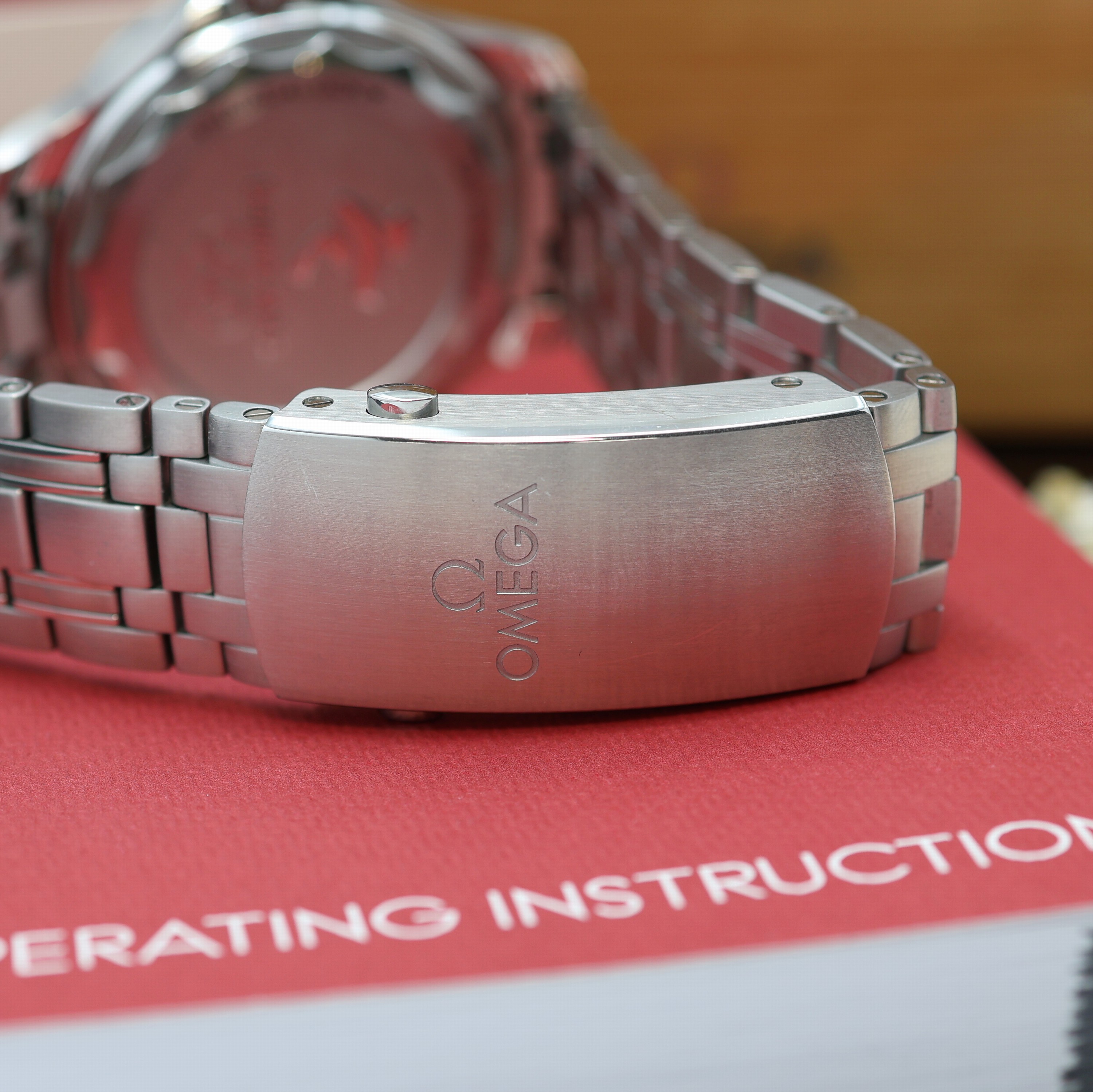 Detail c: OMEGA Seamaster Herrenarmbanduhr Referenz 522.30.42.20.03.001, Schweiz verk. lt. beil. Pap. 02/2022, Automatik, Edelstahlgeh. inkl. orig. Gliederband ...