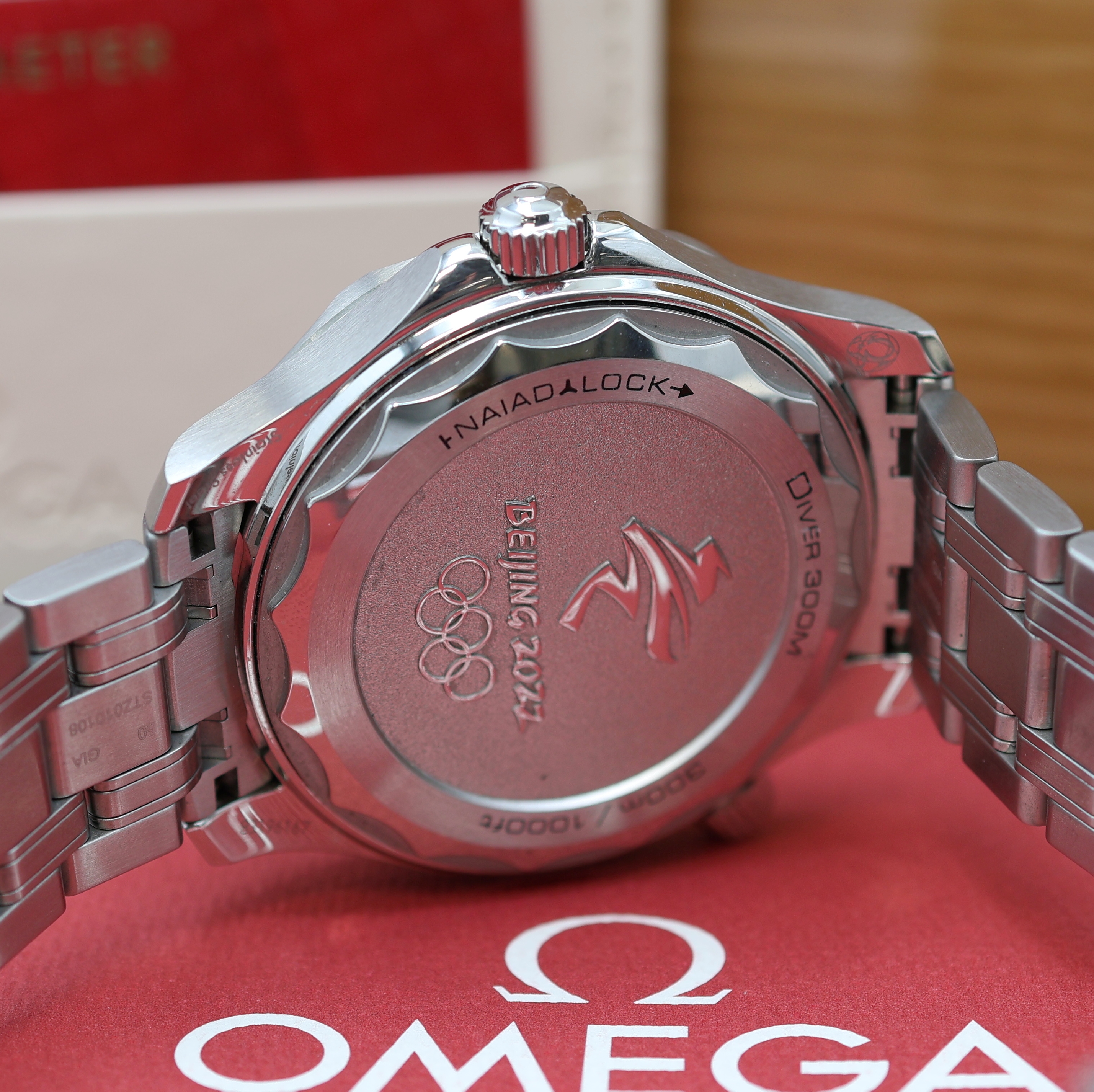 Detail d: OMEGA Seamaster Herrenarmbanduhr Referenz 522.30.42.20.03.001, Schweiz verk. lt. beil. Pap. 02/2022, Automatik, Edelstahlgeh. inkl. orig. Gliederband ...
