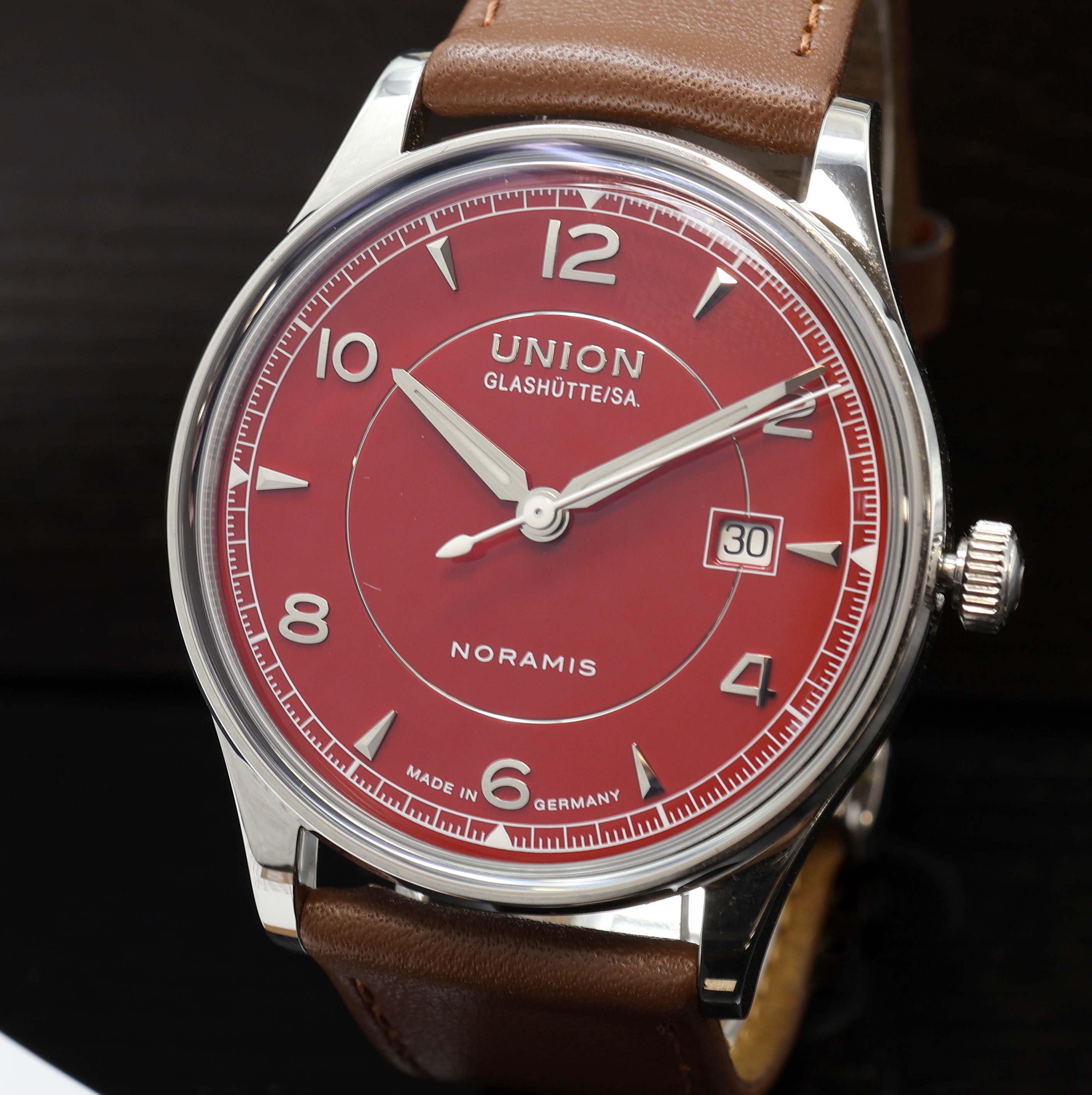 Detail a: UNION GLASHÜTTE Noramis Herrenarmbanduhr Referenz D016.407, Deutschland um 2023, Automatik, beids. vergl. Edelstahlgeh. inkl. orig. Lederband m. ...