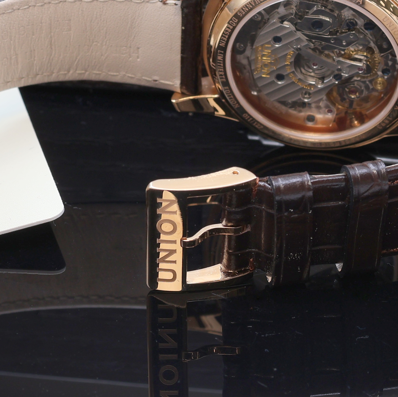 Detail b: UNION GLASHÜTTE 1893 Johannes Dürrstein Edition auf 127 Stück limitierter Armbandchronograph in RG 750/000 Referenz D903.459A, Deutschland um ...