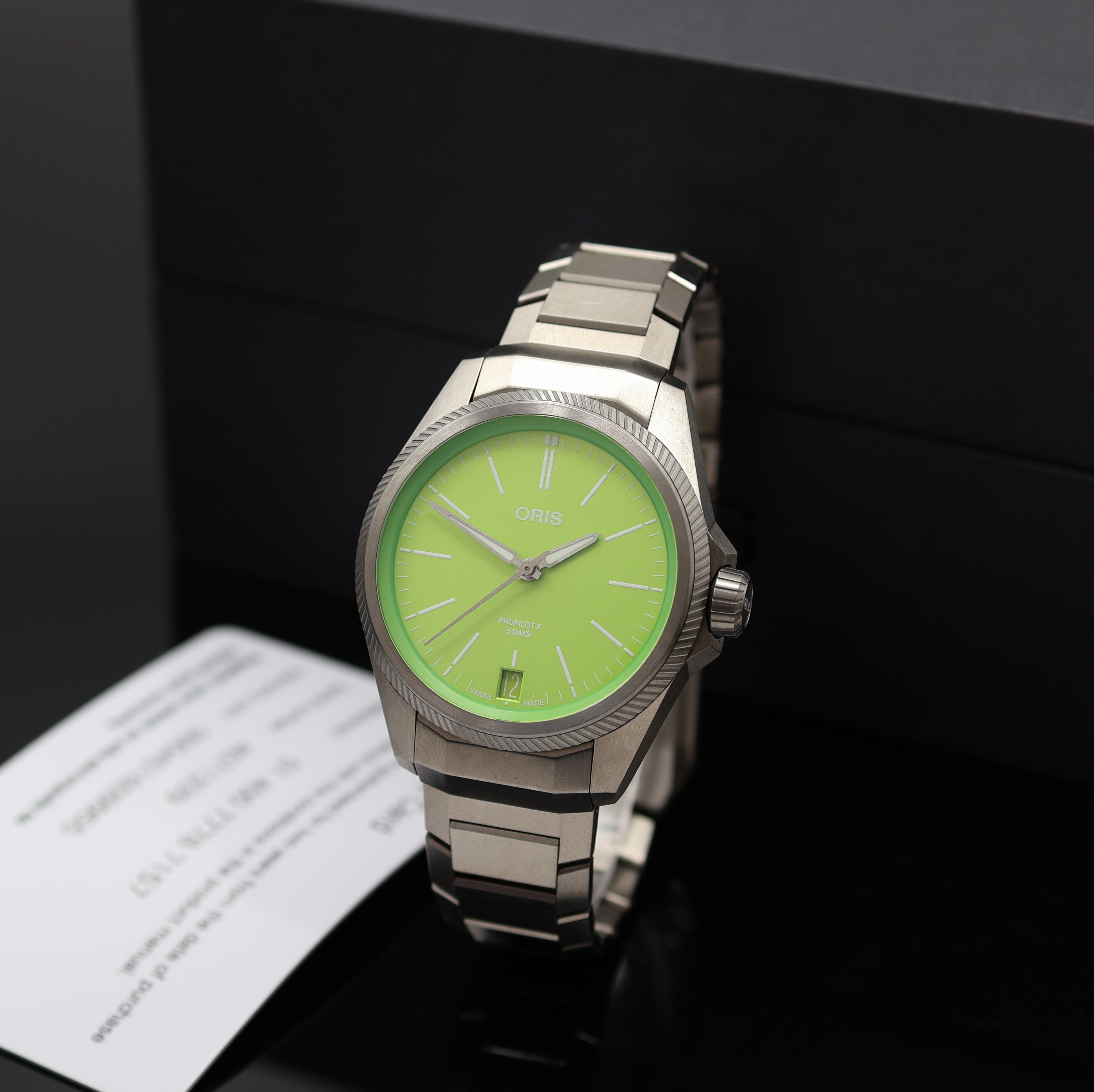 Image 27111975 - ORIS Pro Pilot X Kermit Edition Armbanduhr Referenz 01 400 7778 7157, Automatik, Schweiz ...