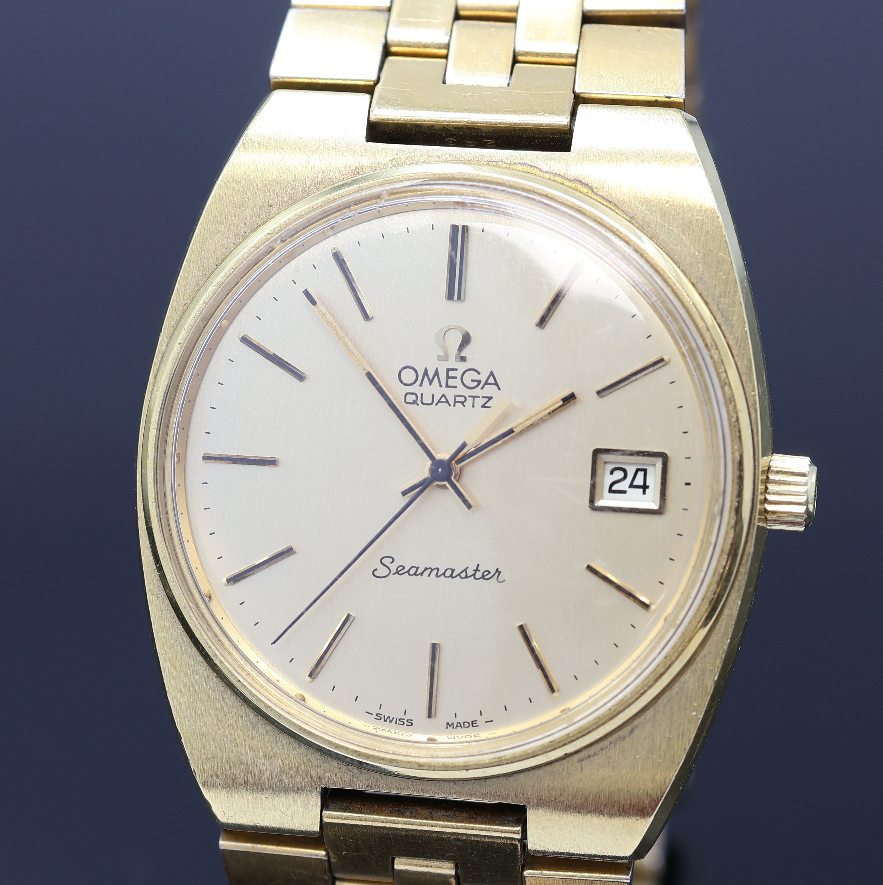 Detail a: OMEGA Seamaster vergoldete Armbanduhr Referenz 196.0083/396.0852, Schweiz um 1980, quarz, Boden m. Seamaster-Logo aufgedr., verg. Omega-Band m. ...