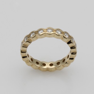 27111949a - Memoryring mit Brillanten, GG 585/000, 19 Brill. in breiten Zargenfassungen mit ...