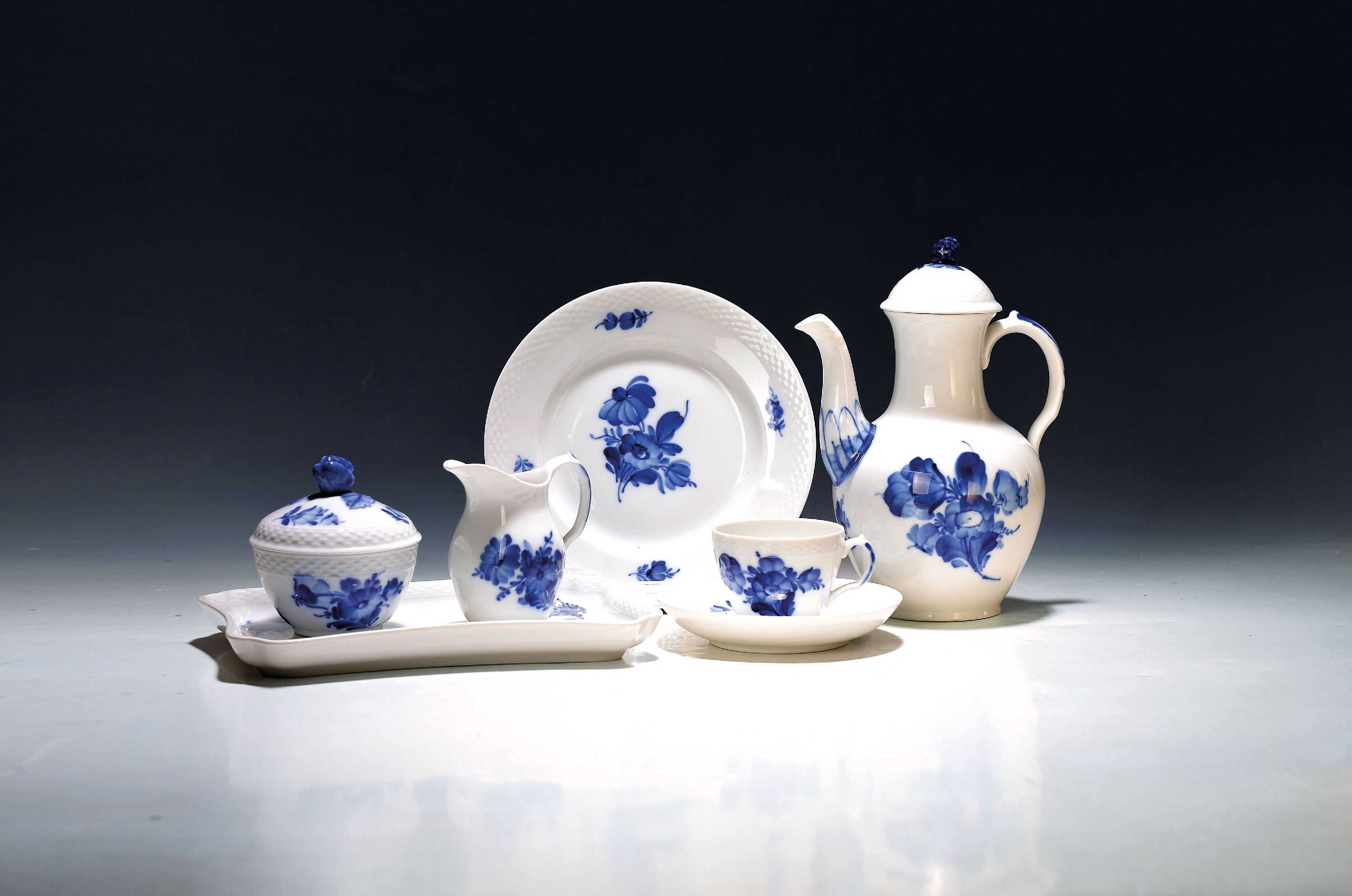 Image 27112140 - Kaffeeservice für 6 Personen, Blaue Blume, Royal Copenhagen, 1950/60er-Jahre, ...
