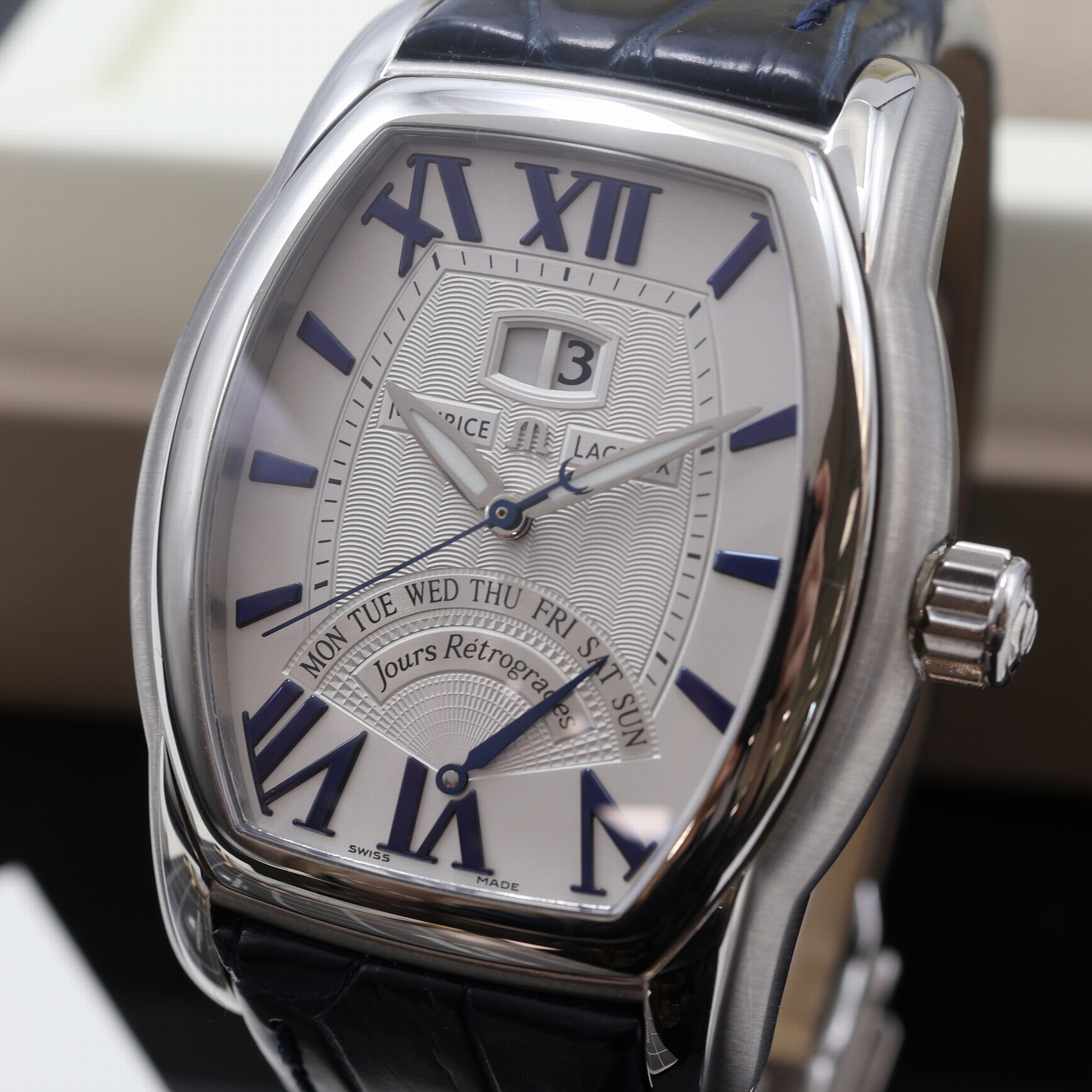 Detail a: MAURICE LACROIX Masterpiece Armbanduhr Jours Rétrogrades Tonneau Referenz MP6119, Automatik, Schweiz um 2010, beids. vergl. Edelstahlgeh. inkl. ...