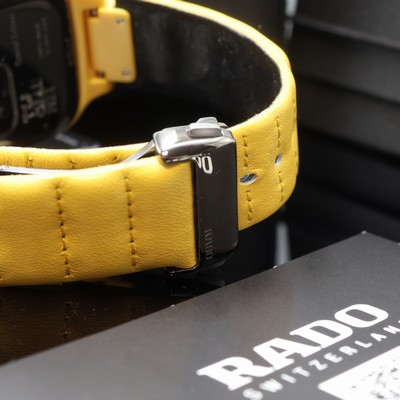 27112104c - RADO True Square x Tej Chauhan Designerarmbanduhr Referenz 763.6074.3.015, Automatik, ...