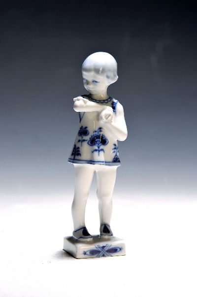 Image Porzellanfigur Mädchen mit Schmetterling, Hanne Varming (1939-2022) für Royal ...
