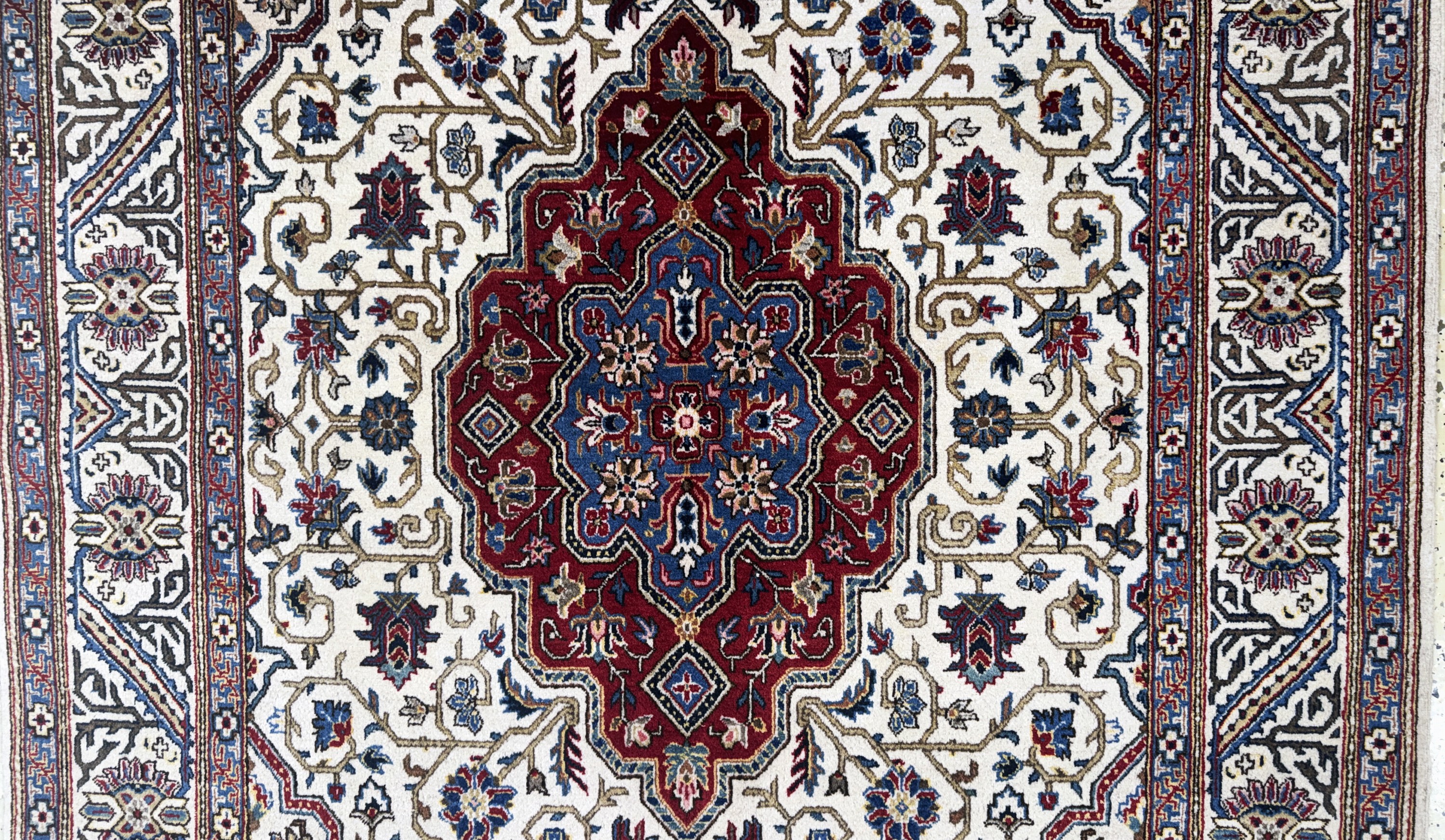 Detail d: Keschan fein alt, Persien, Mitte 20.Jhd, Wolle auf Baumwolle, ca. 210 x 135 cm, EHZ: 1-2