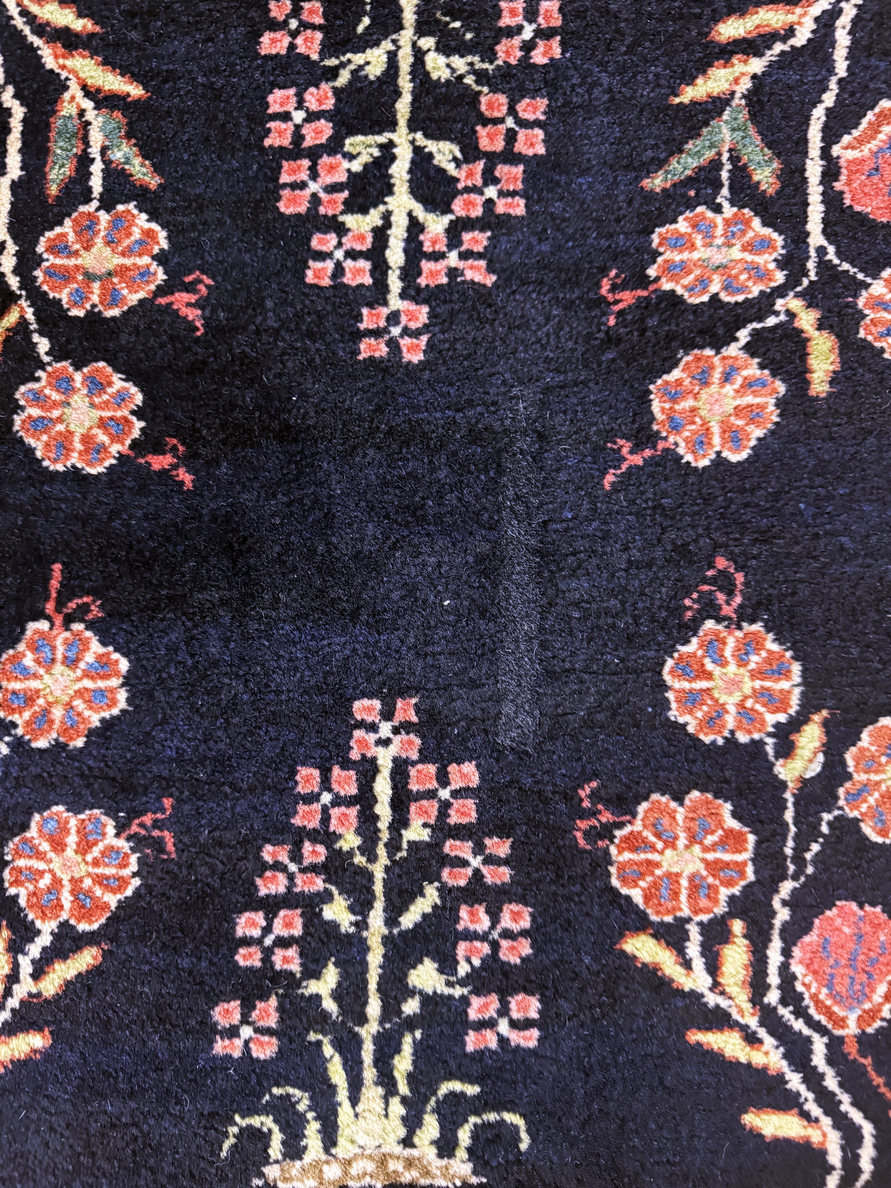 Detail e: Sarogh"Mohajeran"antik, Persien, um 1900, Korkwolle auf Baumwolle, ca. 200 x 130 cm, gereinigt, EHZ: 1-2(kleiner Restaurierung).