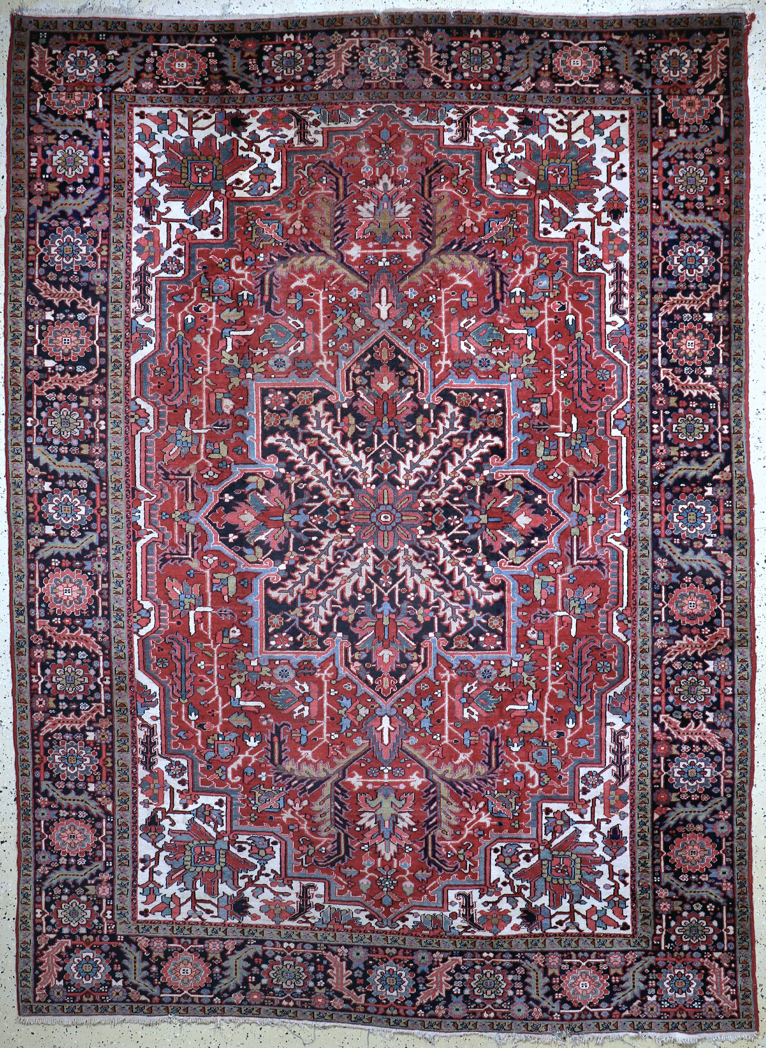 Image 27112215 - Heriz alt, Persien, Anfang 20.Jhd, Wolle auf Baumwolle, ca. 330 x 240 cm, EHZ: 2, ...