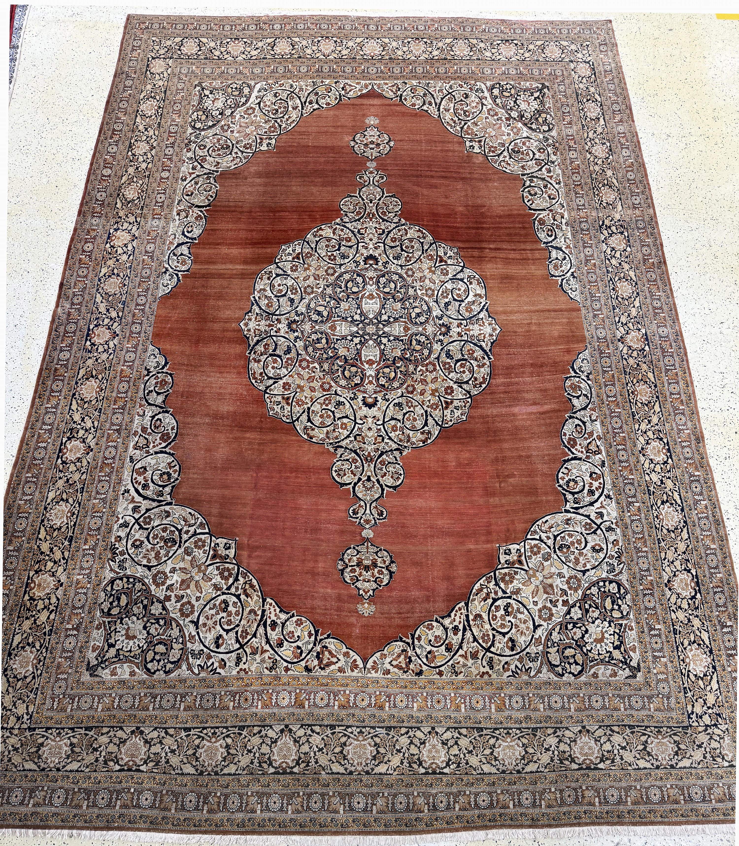 Image 27112216 - Tabriz#´Hadji-Jalili#´antique, Persia, around 1900, wool on cotton, approx. 550 x 370 cm, ...