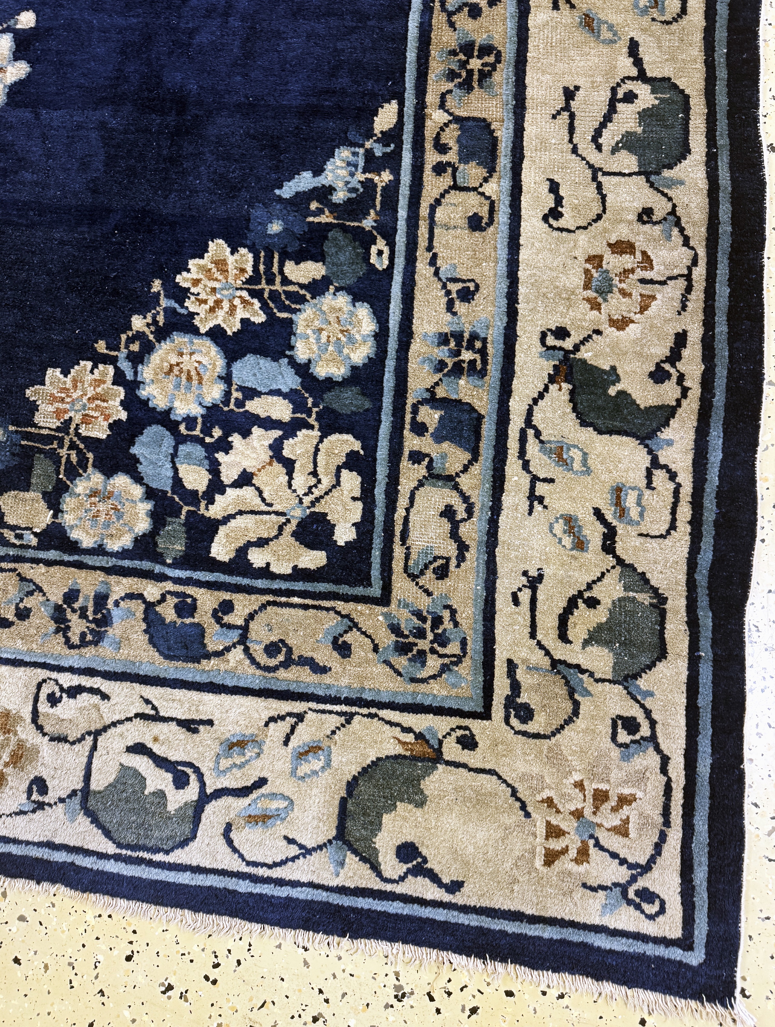 Detail a: Peking antik, China, um 1900, Wolle auf Baumwolle, ca. 357 x 270 cm, EHZ: 4, (restauriert)