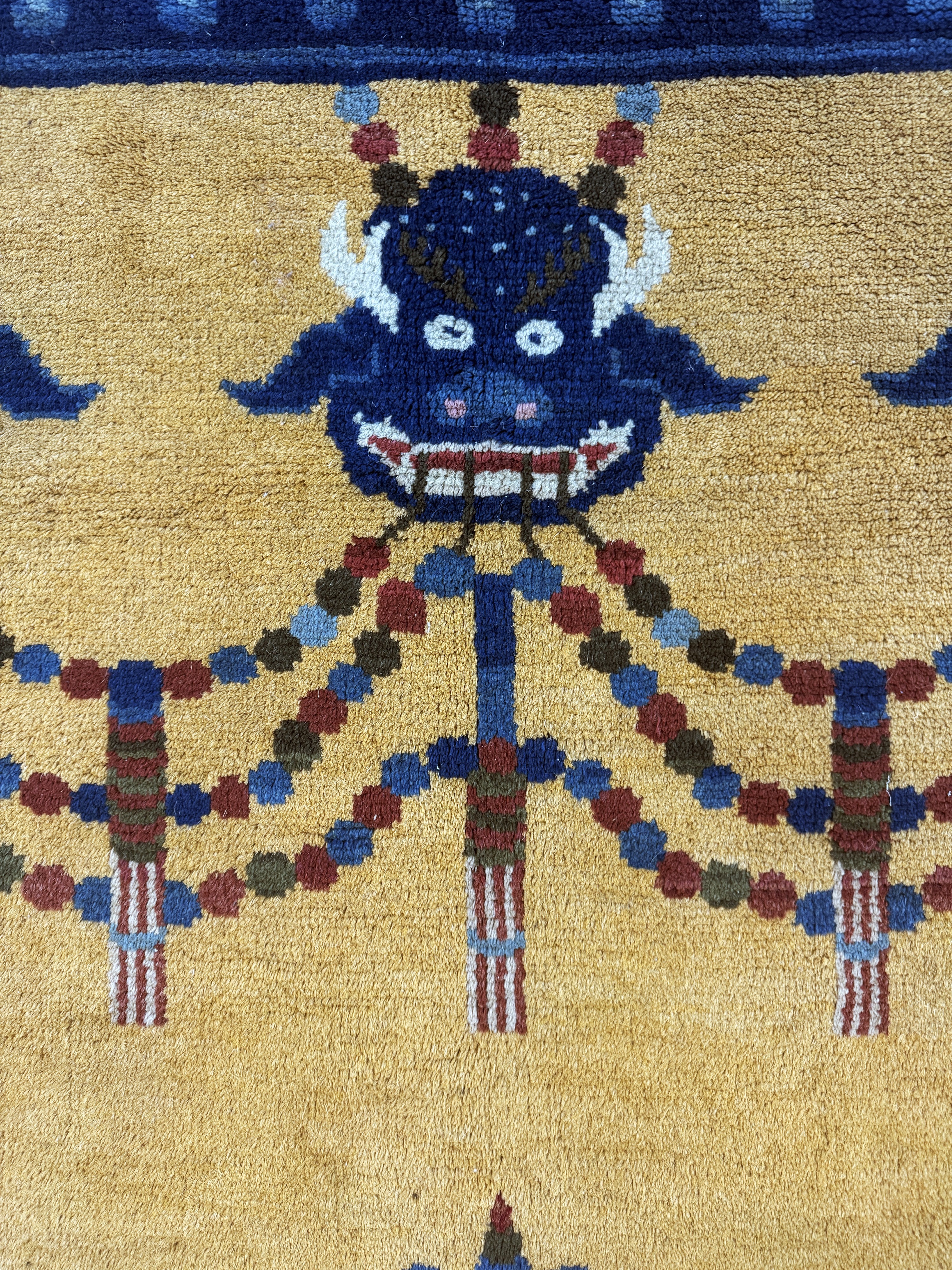Detail d: Ning-Hsia antik, China, um 1900, Wolle auf Baumwolle, ca. 230 x 122 cm, EHZ: 2