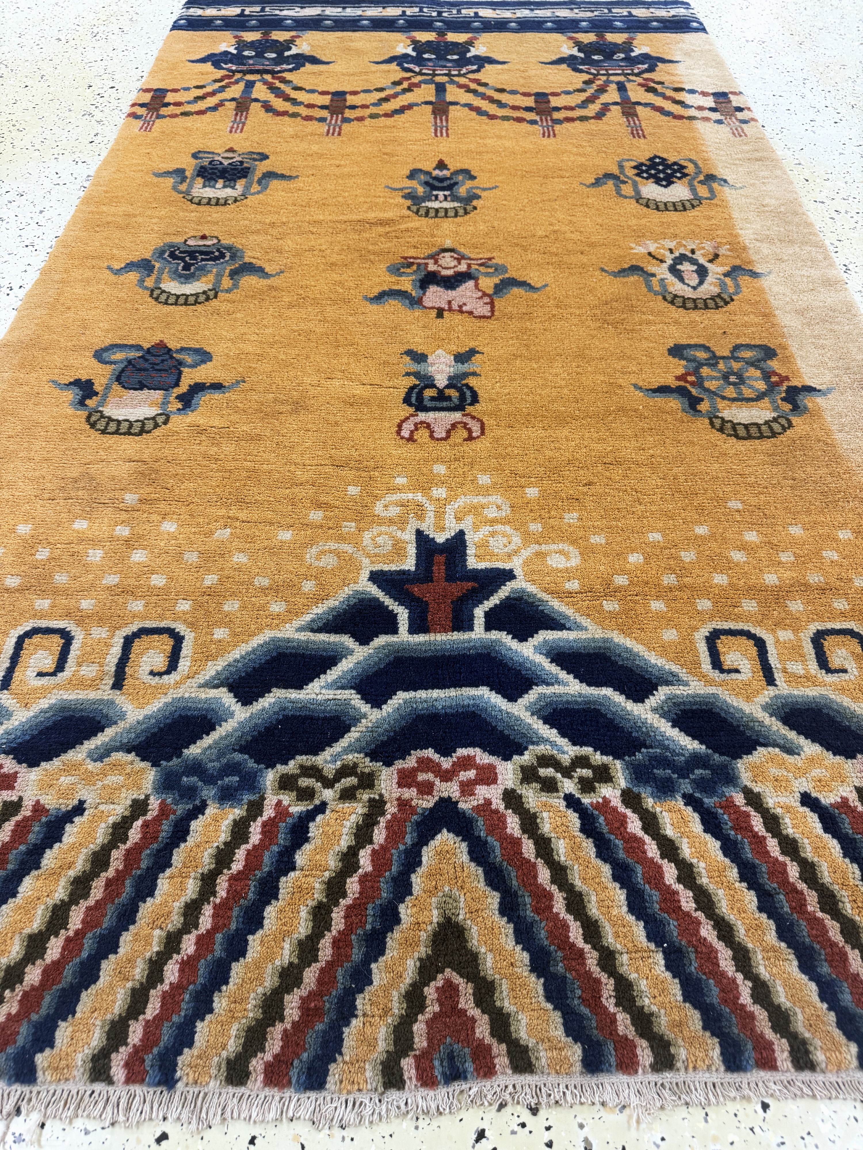 Detail e: Ning-Hsia antik, China, um 1900, Wolle auf Baumwolle, ca. 230 x 122 cm, EHZ: 2