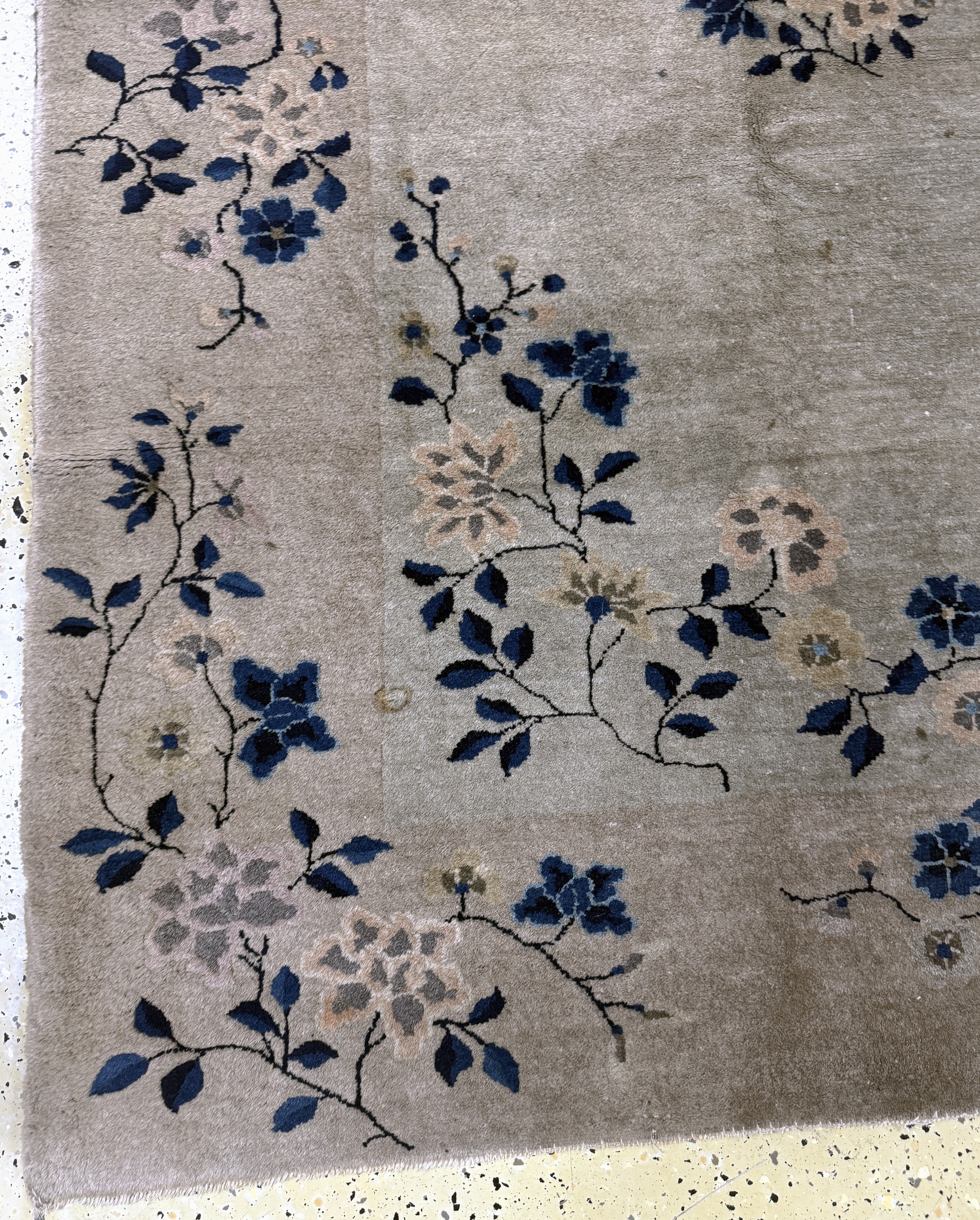 Detail b: Peking antik, China, um 1900, Wolle auf Baumwolle, ca. 292 x 252 cm, EHZ: 4