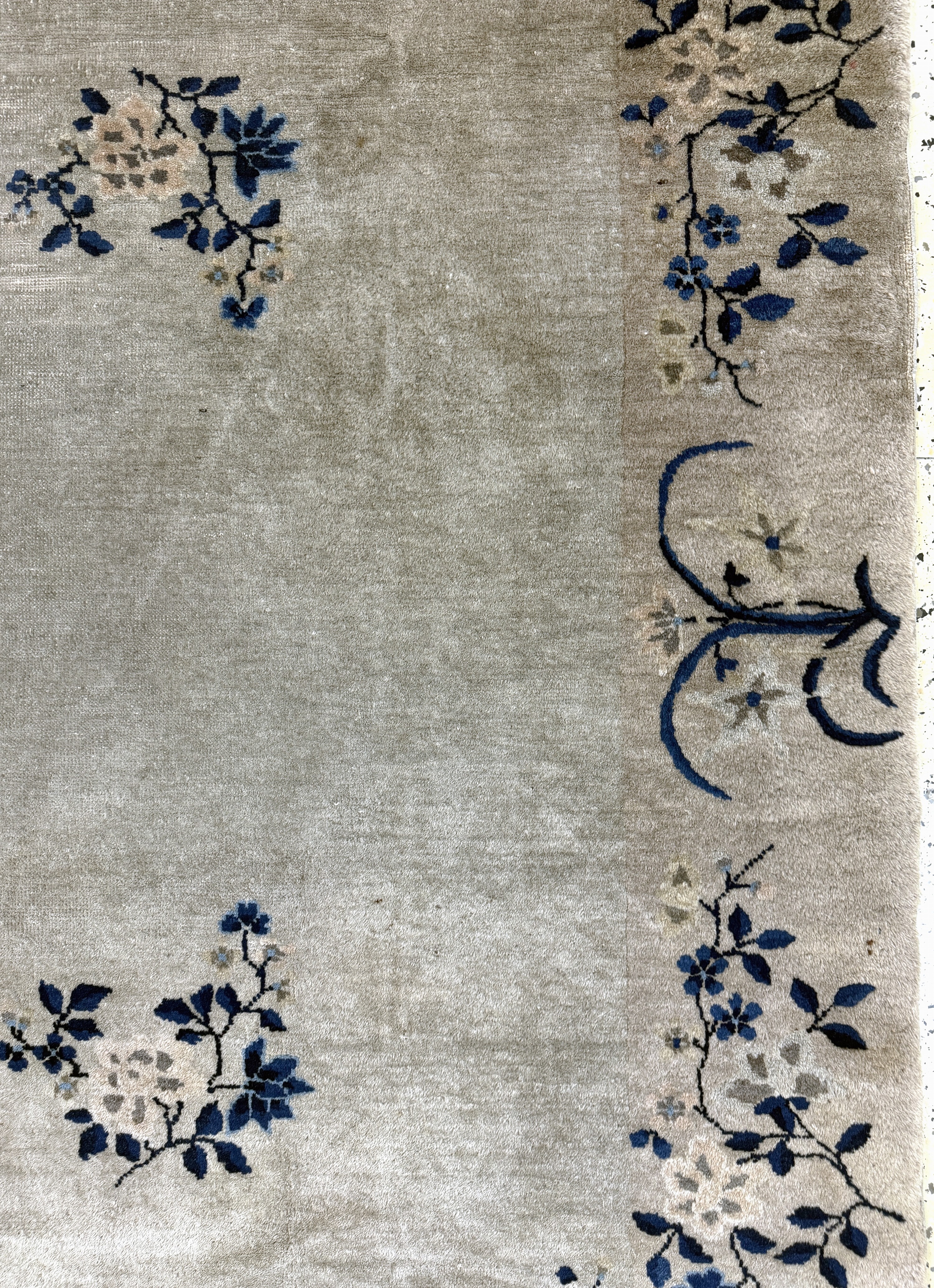Detail e: Peking antik, China, um 1900, Wolle auf Baumwolle, ca. 292 x 252 cm, EHZ: 4