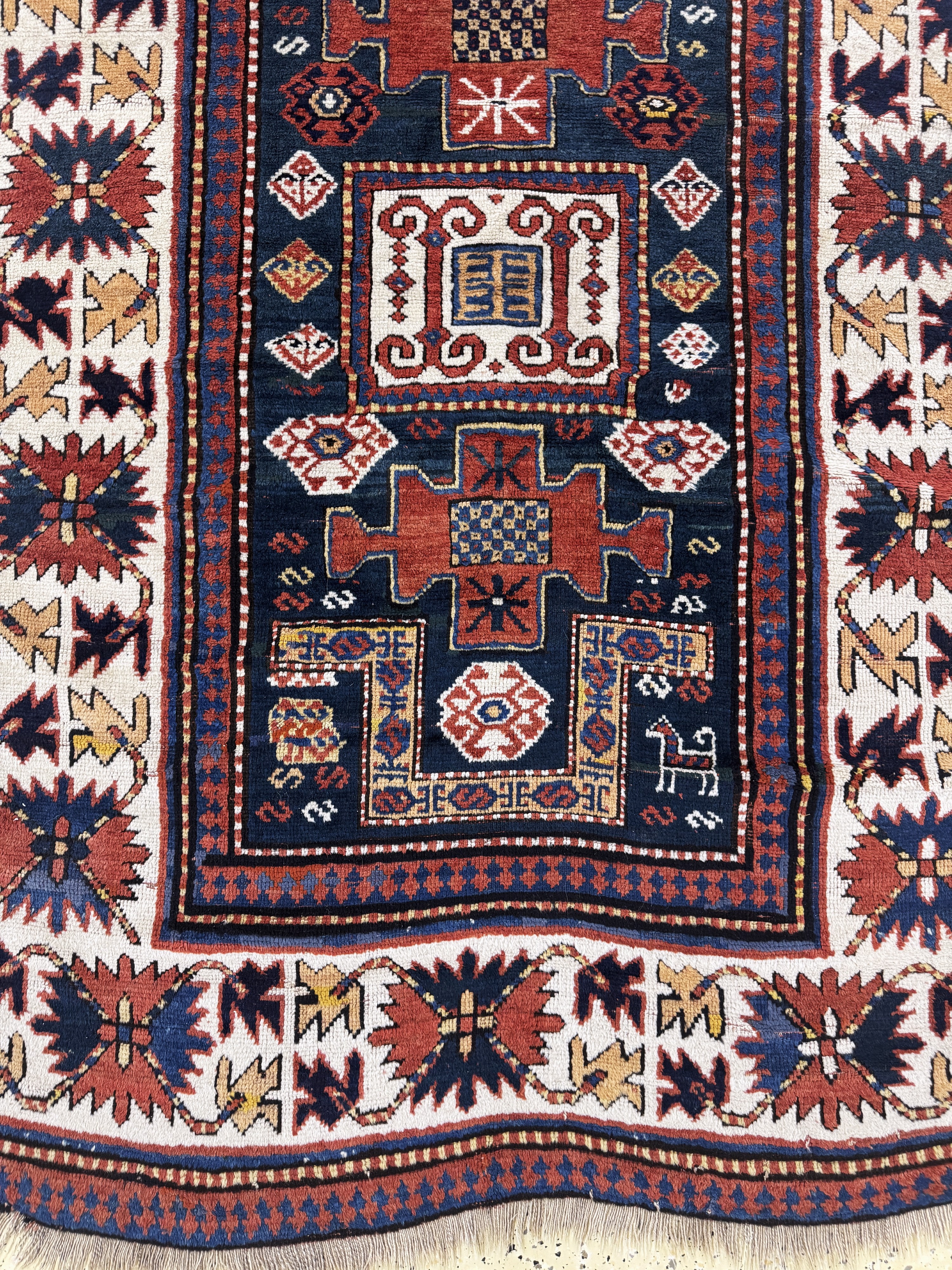 Detail e: "Karachoph-Kazak"antik, Kaukasus, 19.Jhd, Wolle auf Wolle, ca. 230 x 133 cm, verkürzt, EHZ: 3