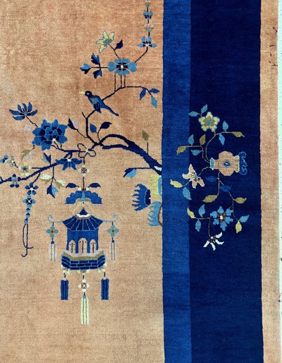 27112221e - Peking antik, China, um 1900, Wolle auf Baumwolle, ca. 433 x 322 cm, Mottenfraß, EHZ: ...