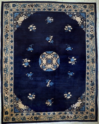 Image Peking antique, China, around 1900, wool on cotton, approx. 350 x 276 cm, condition: 3, ...