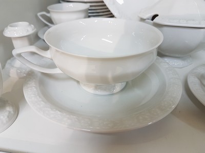 27112240d - Kaffeeservice, Rosenthal, 20. Jh., , Maria weiß, Kaffeekanne, Zuckerdose, ...
