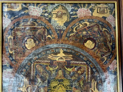 27112249a - Thangka alt, Tibet, Ende 20.Jhd, Papiermalerei, ca. 88 x 63 cm, EHZ: 1-2, (gerahmt) ...