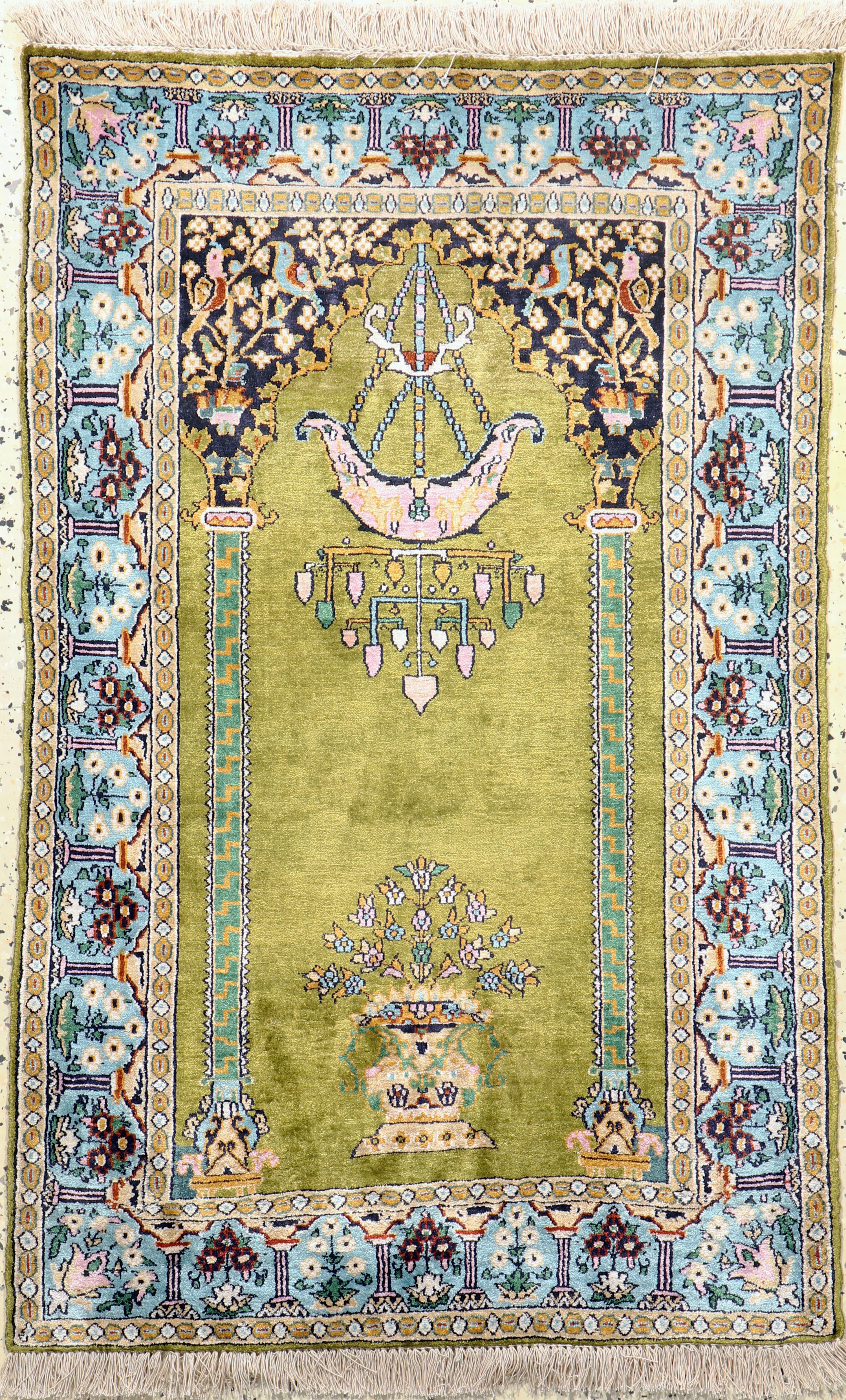 Image 27112448 - Kaschmir Seide, Indien, Neuwertig, Seide auf Baumwolle, ca. 120 x 75 cm Schätzpreis: ...