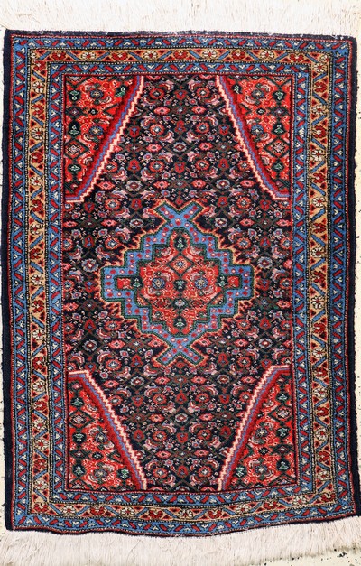 Image Ardebil, Persien, ca. 50 Jahre, Wolle auf Baumwolle, ca. 100 x 70 cm Schätzpreis: 290, ...