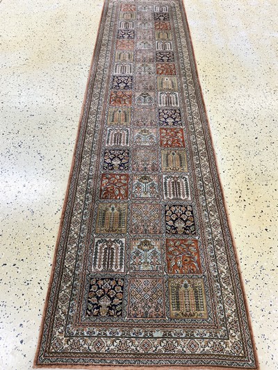 27112450d - Kaschmir Seide, Indien, Ende 20.Jhd, Seide auf Baumwolle, ca. 300 x 77 cm, ...
