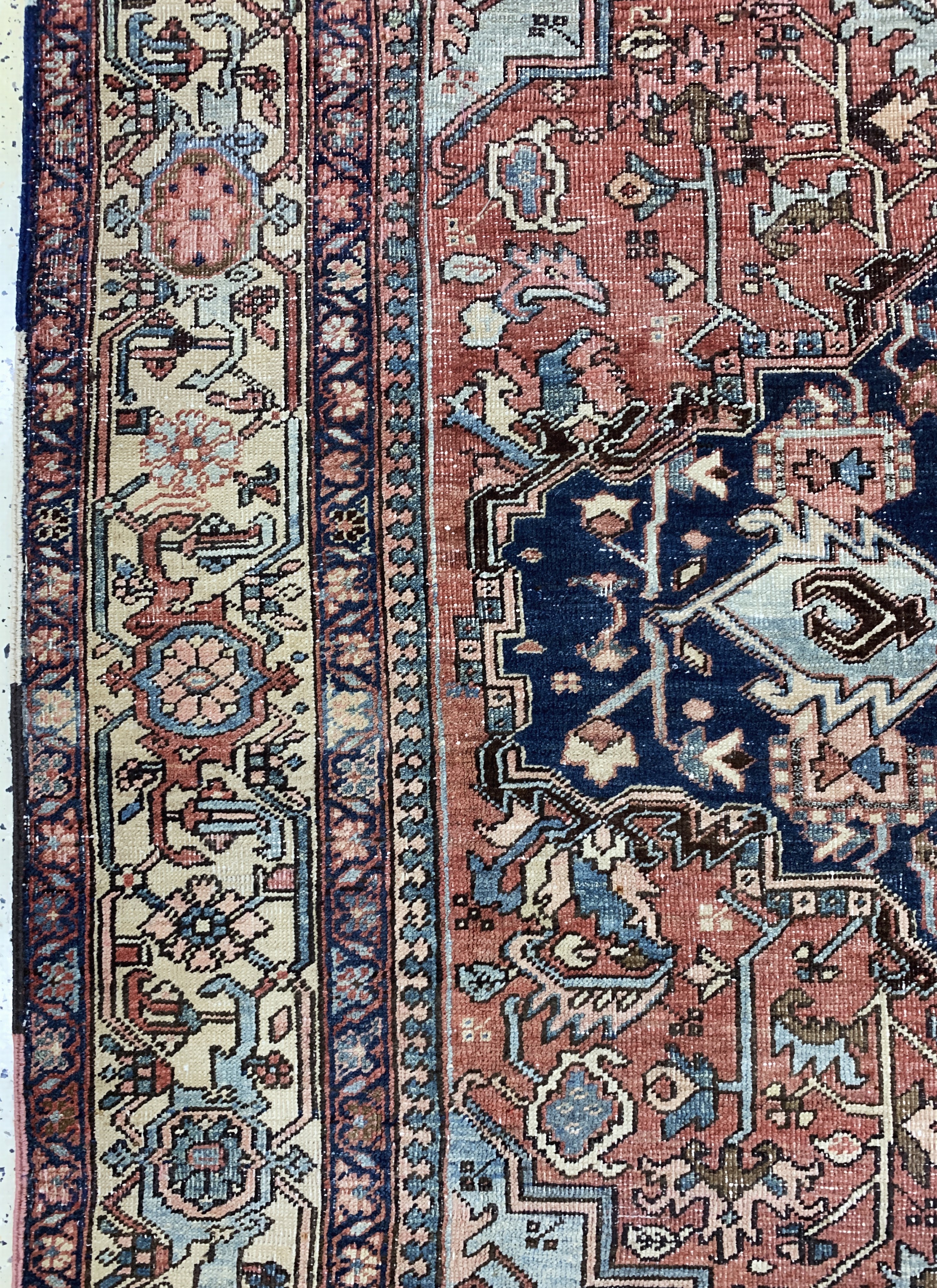Detail c: Heriz antik, Persien, um 1900, Wolle auf Baumwolle, ca. 293 x 198 cm, EHZ: 3