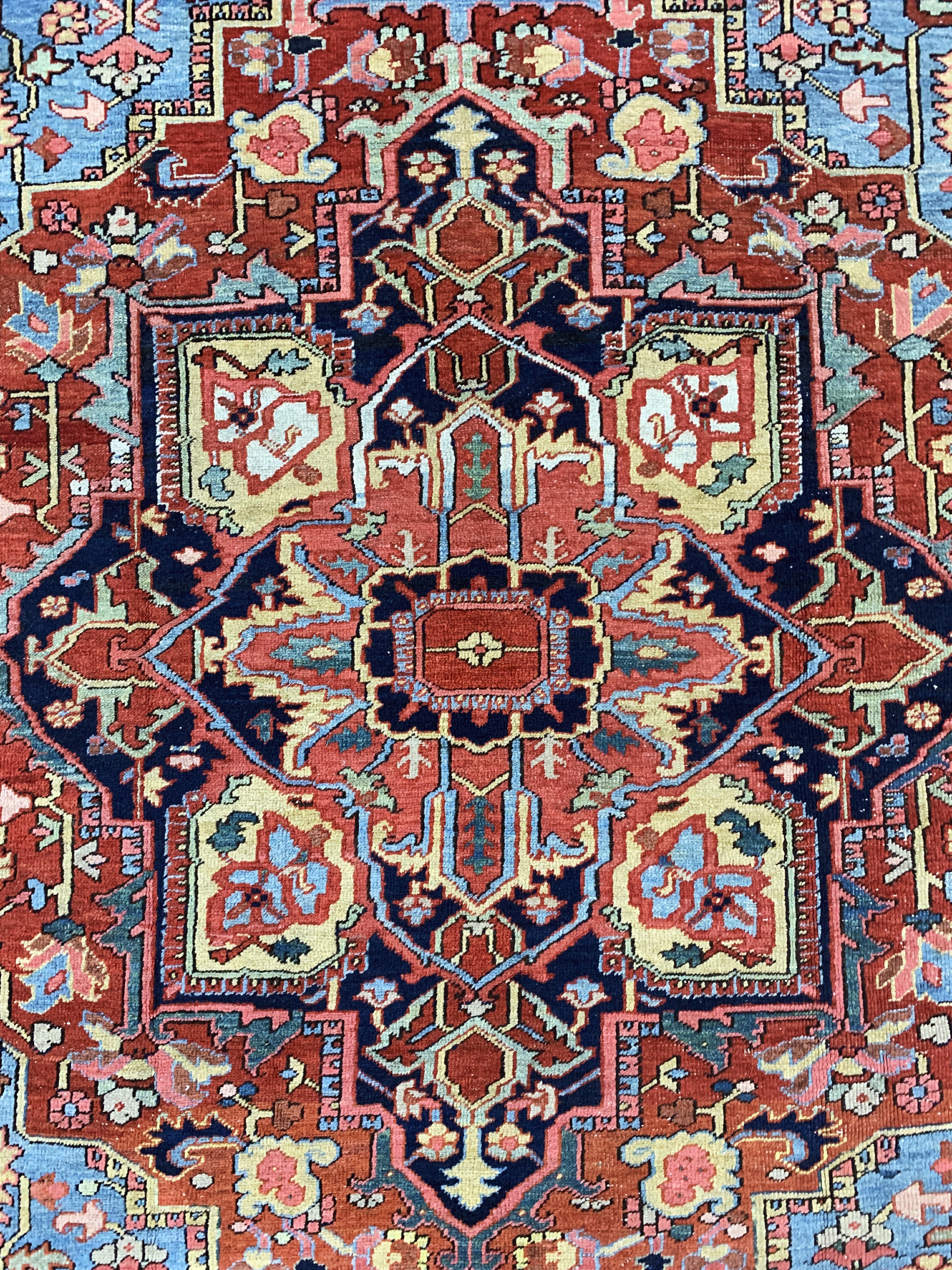 Detail e: Heriz antik, Persien, um 1900, Wolle auf Baumwolle, ca. 360 x 255 cm, gereinigt, EHZ: 2