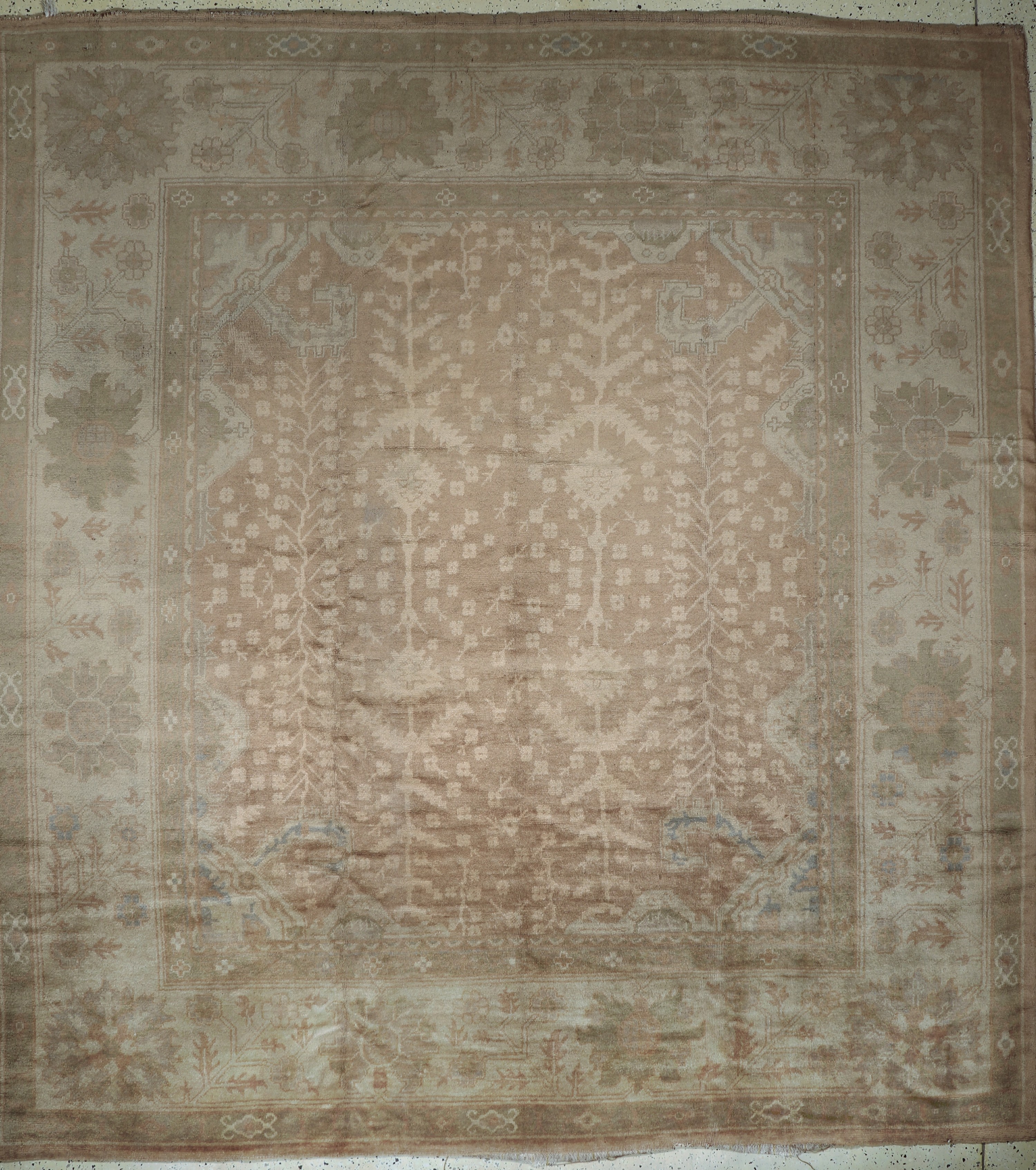 Image 27112518 - Uschak antik, Türkei, um 1900, Wolle auf Baumwolle, ca. 330 x 305 cm, gereinigt, EHZ: ...
