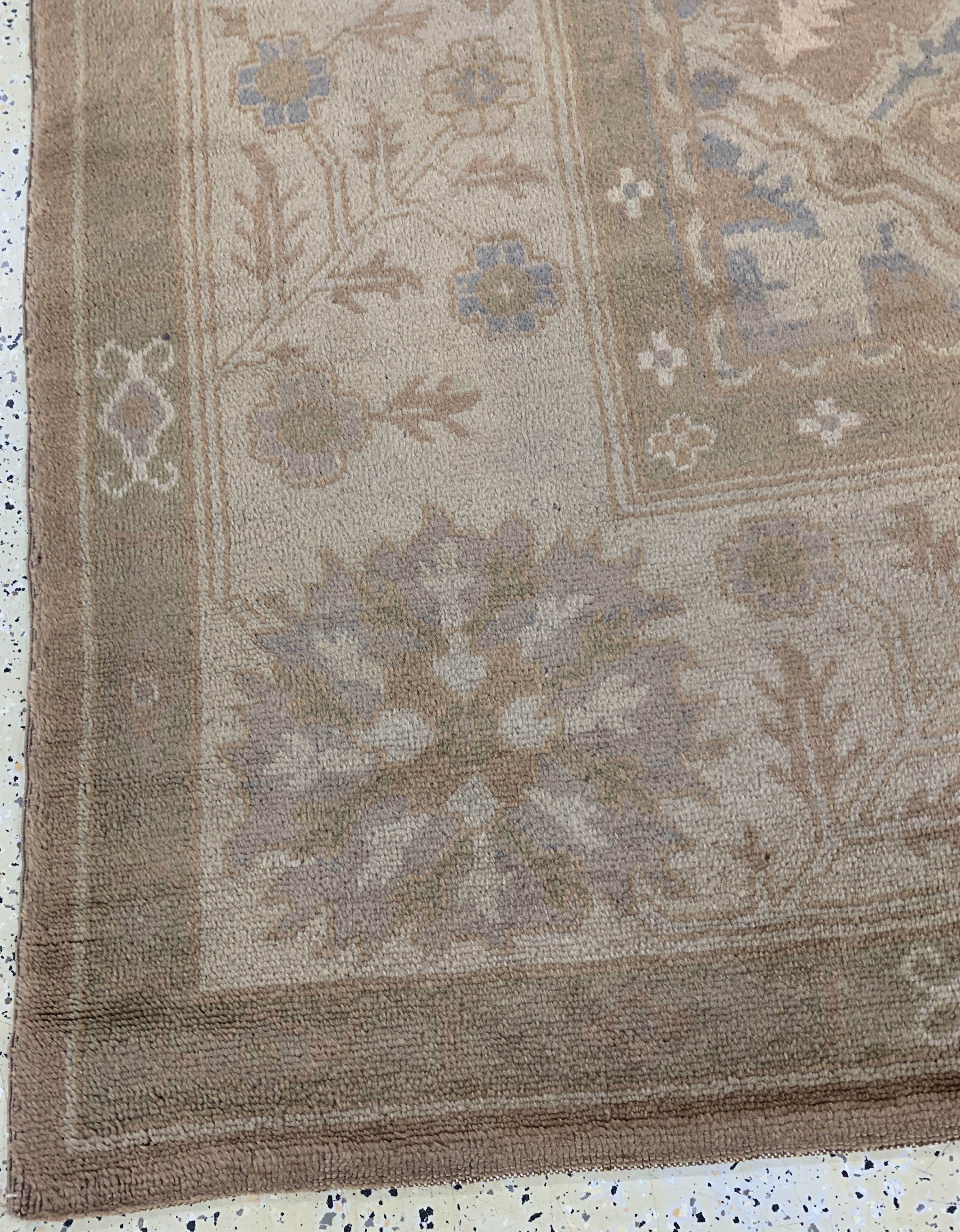 Detail k: Uschak antik, Türkei, um 1900, Wolle auf Baumwolle, ca. 330 x 305 cm, gereinigt, EHZ: 2