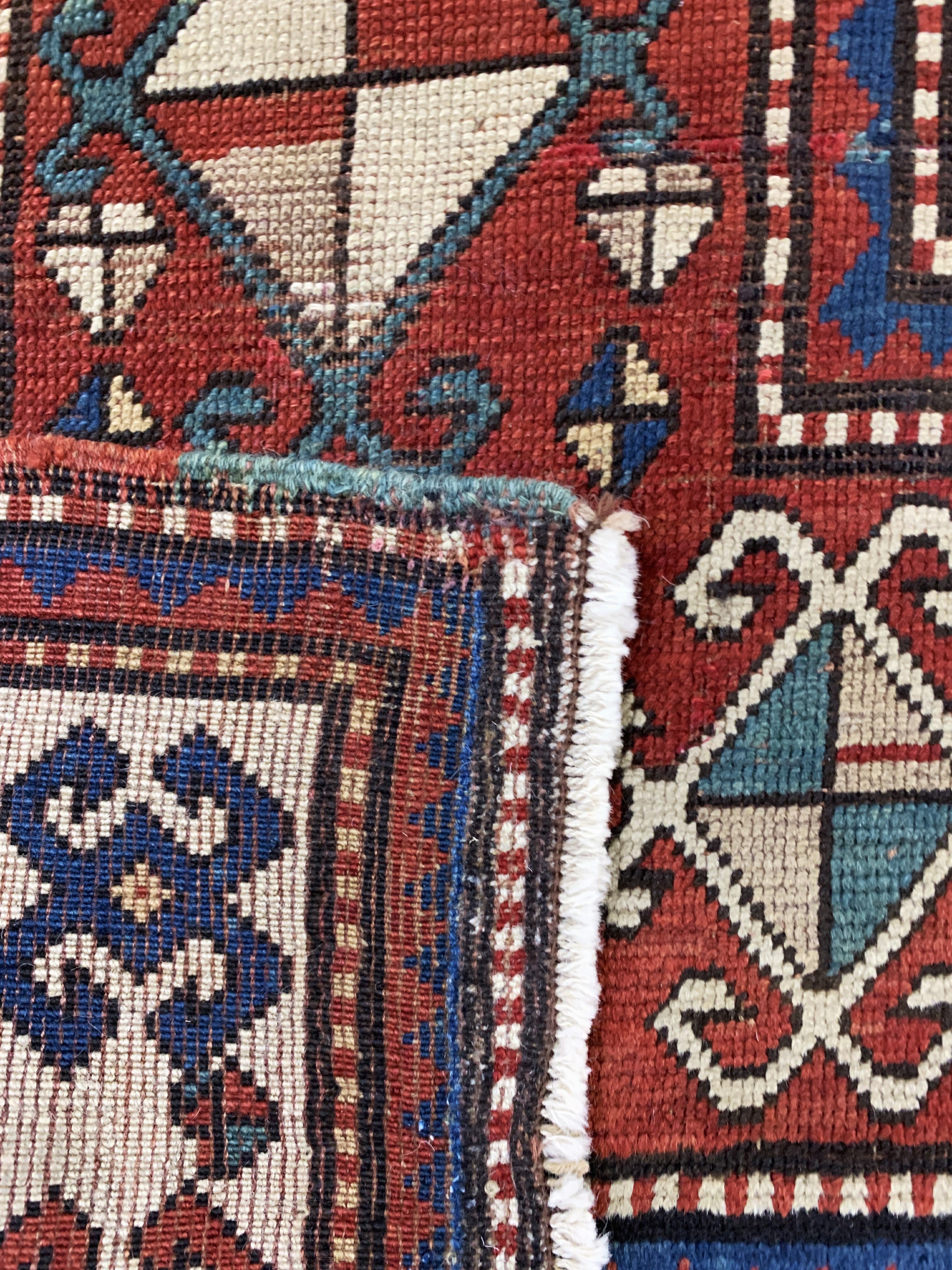 Detail i: "Karachoph-Kazak"antik, Kaukasus, 19.Jhd, Wolle auf Wolle, ca. 260 x 182 cm, EHZ: 2-3, (restauriert)