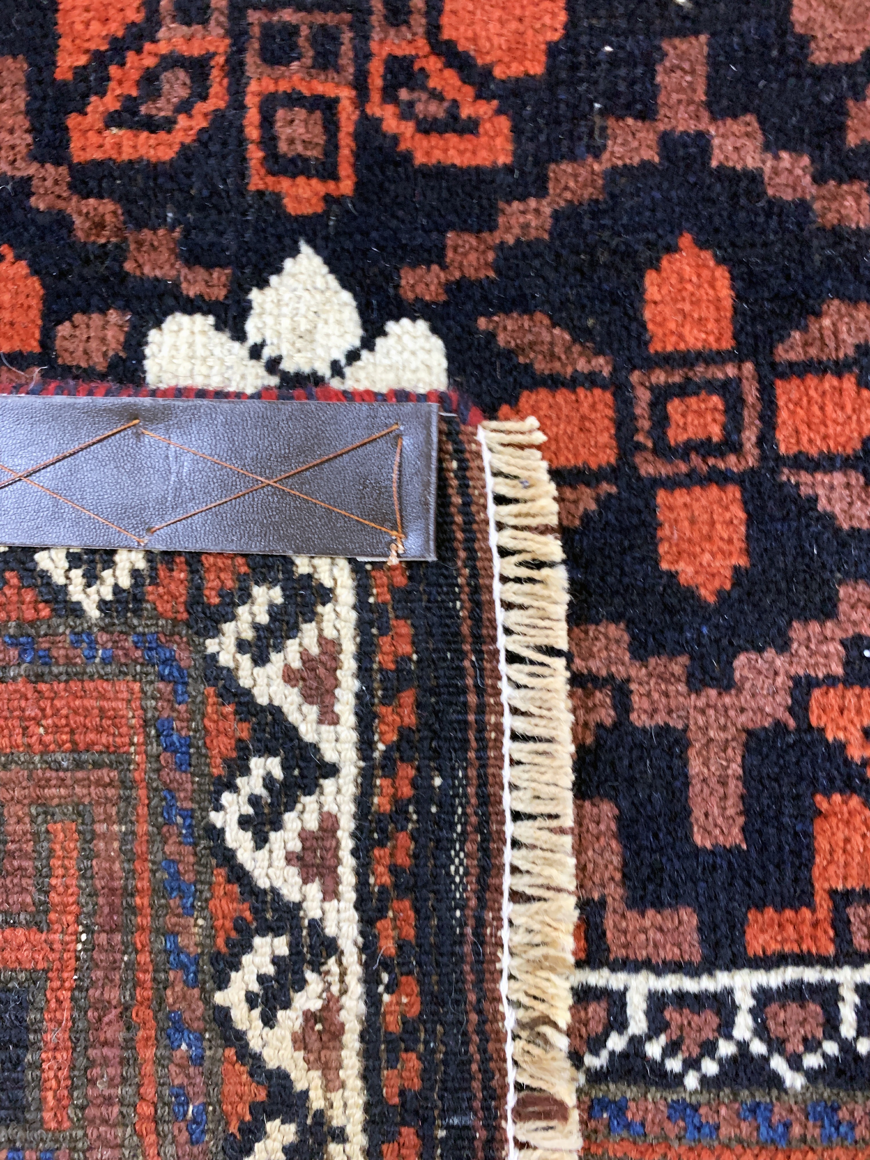 Detail h: Belutsch antik, Persien, um 1900, Wolle aufWolle, ca. 445 x 92 cm, gereinigt, EHZ: 2