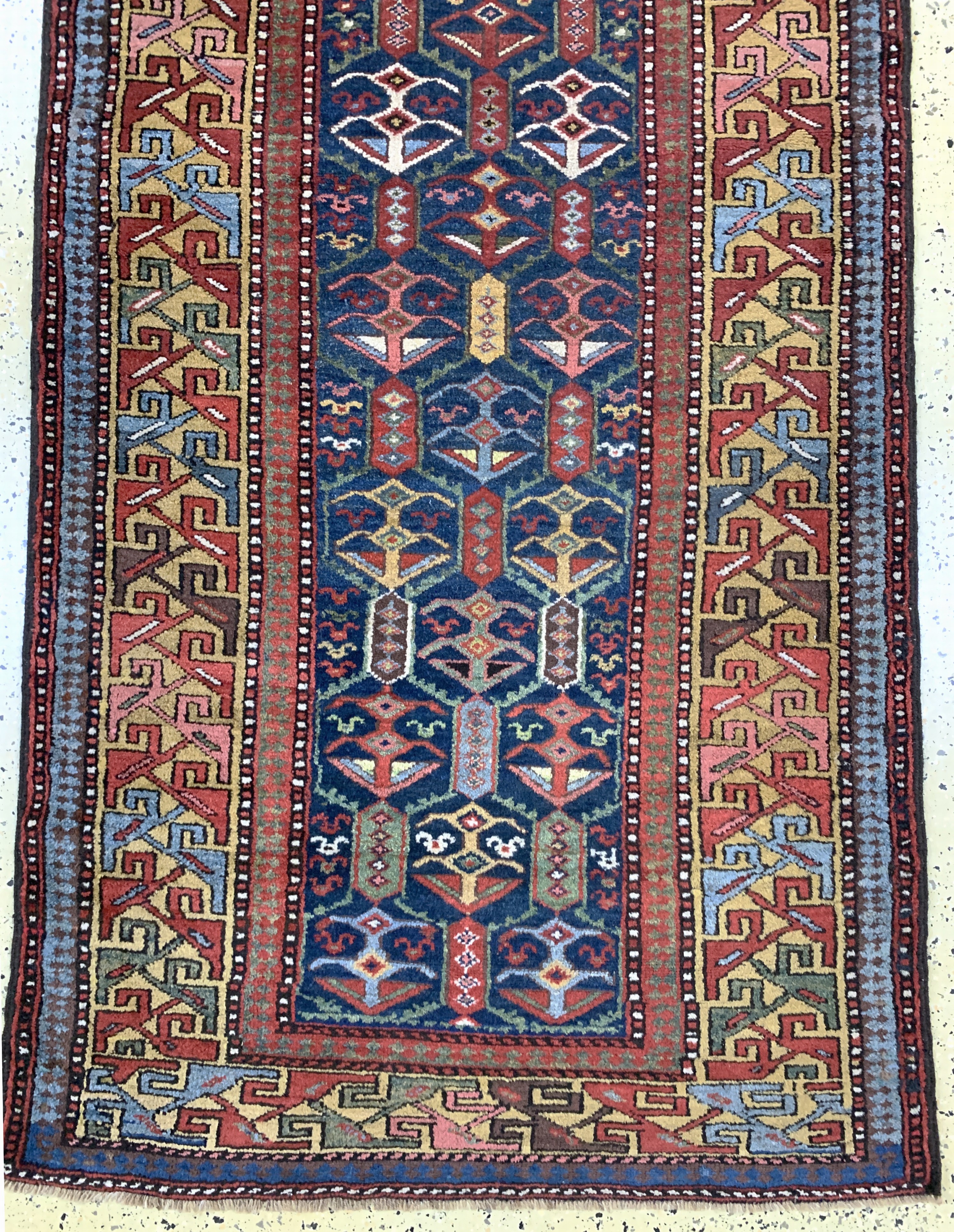 Detail e: Shahsawan antik, Persien, um 1900, Wolle auf Wolle, ca. 500 x 115 cm, gereinigt, EHZ: 1-2, (kleine Restaurierung)