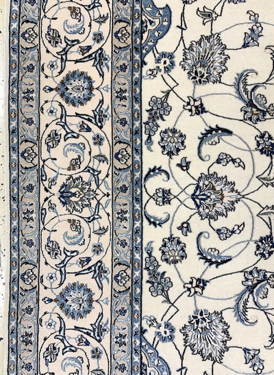 27112503d - Nain fein(6 La), Persien, Ende 20.Jhd, Korkwolle mit Seide, ca. 305 x 200 cm, ca. ...